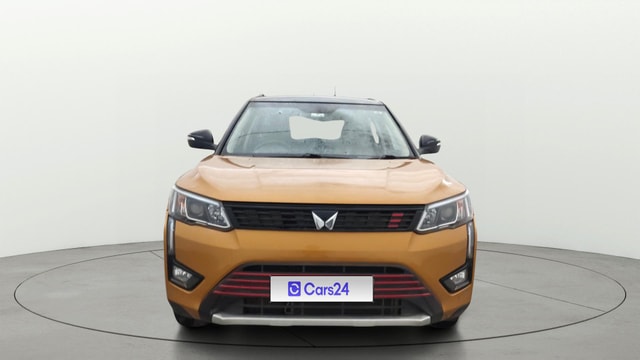 View Mahindra XUV300 Image 1 Used Mahindra XUV300 Image 1