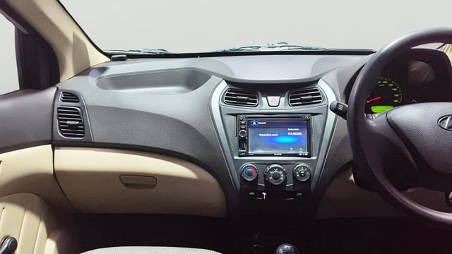 View Hyundai EON Image 17 Used Hyundai EON Image 17