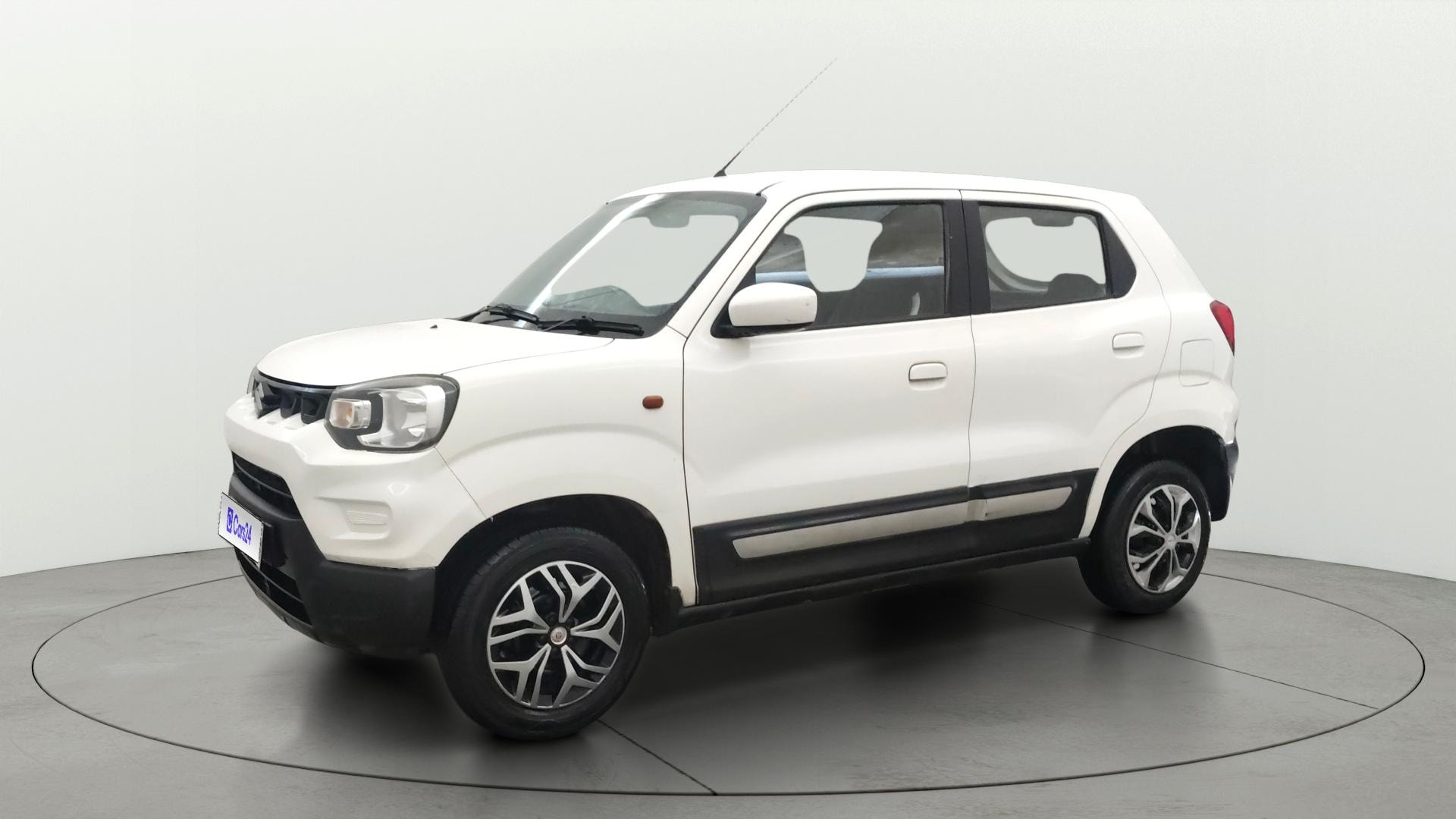 View 2020 Maruti Suzuki 1000 Base Variant Image 34 Used 2020 Maruti Suzuki 1000 Base Variant Image 34