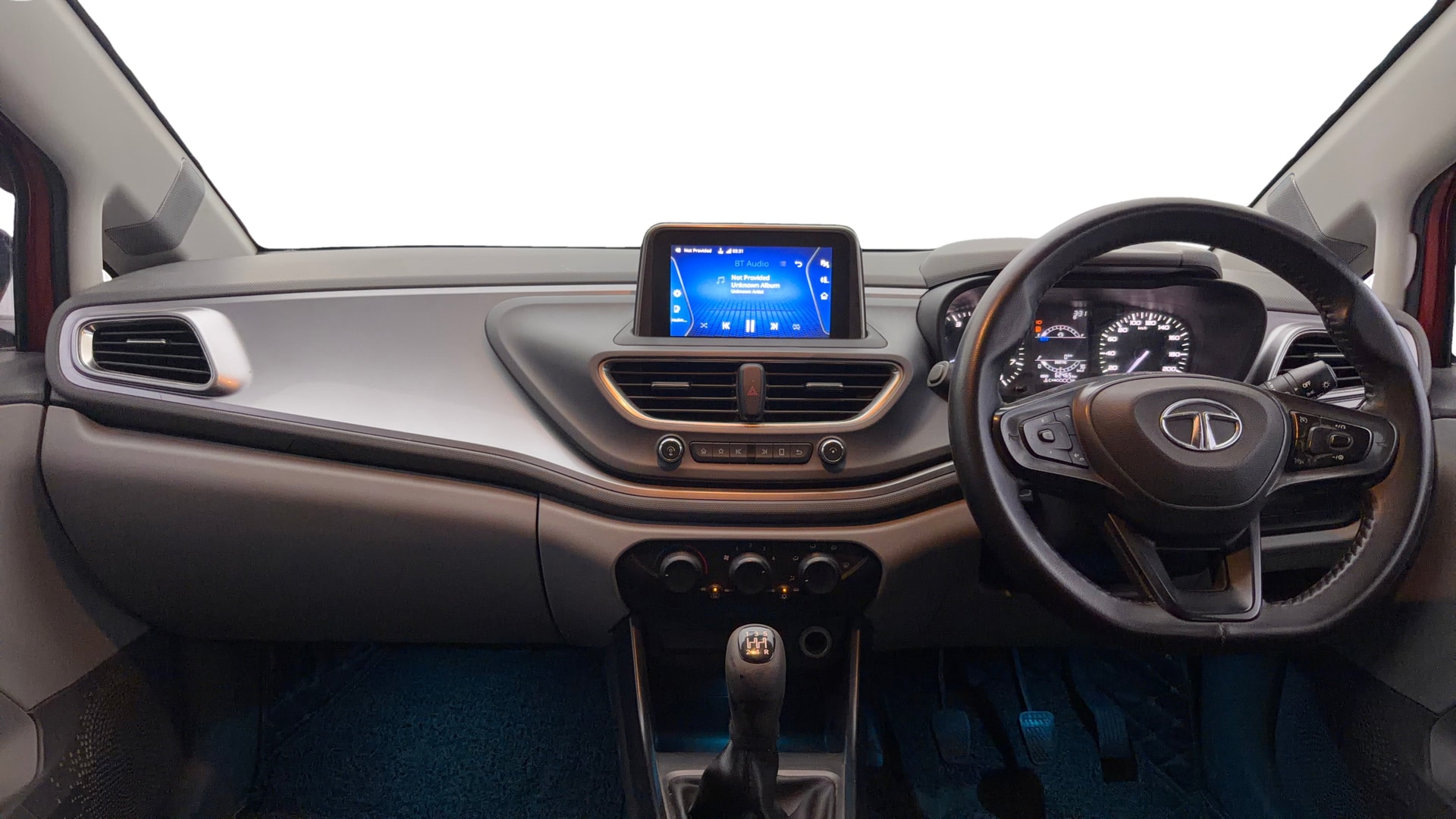 View 2020 Tata Altroz XT Petrol Image 30 Used 2020 Tata Altroz XT Petrol Image 30