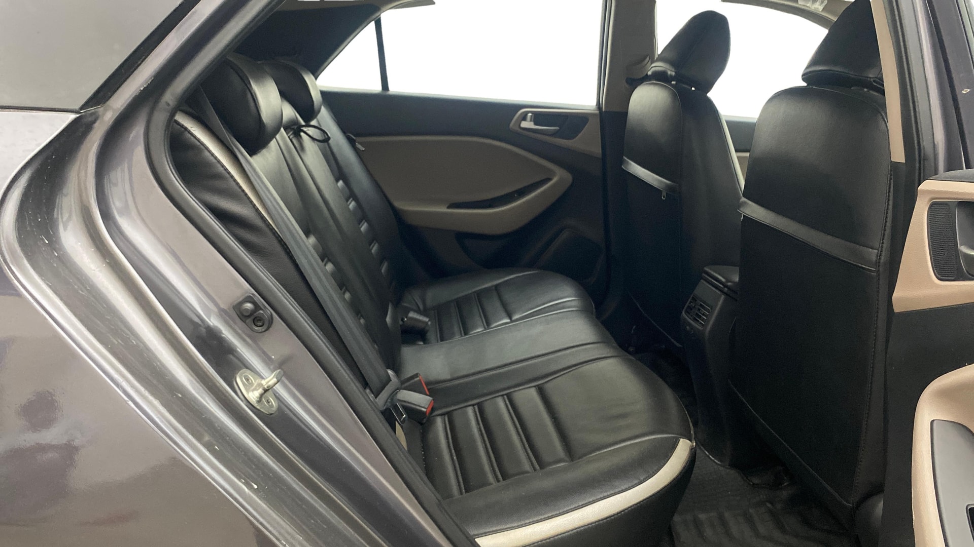 View 2019 Hyundai Elite i20 1.4 Asta Option Diesel BS IV Image 30 Used 2019 Hyundai Elite i20 1.4 Asta Option Diesel BS IV Image 30