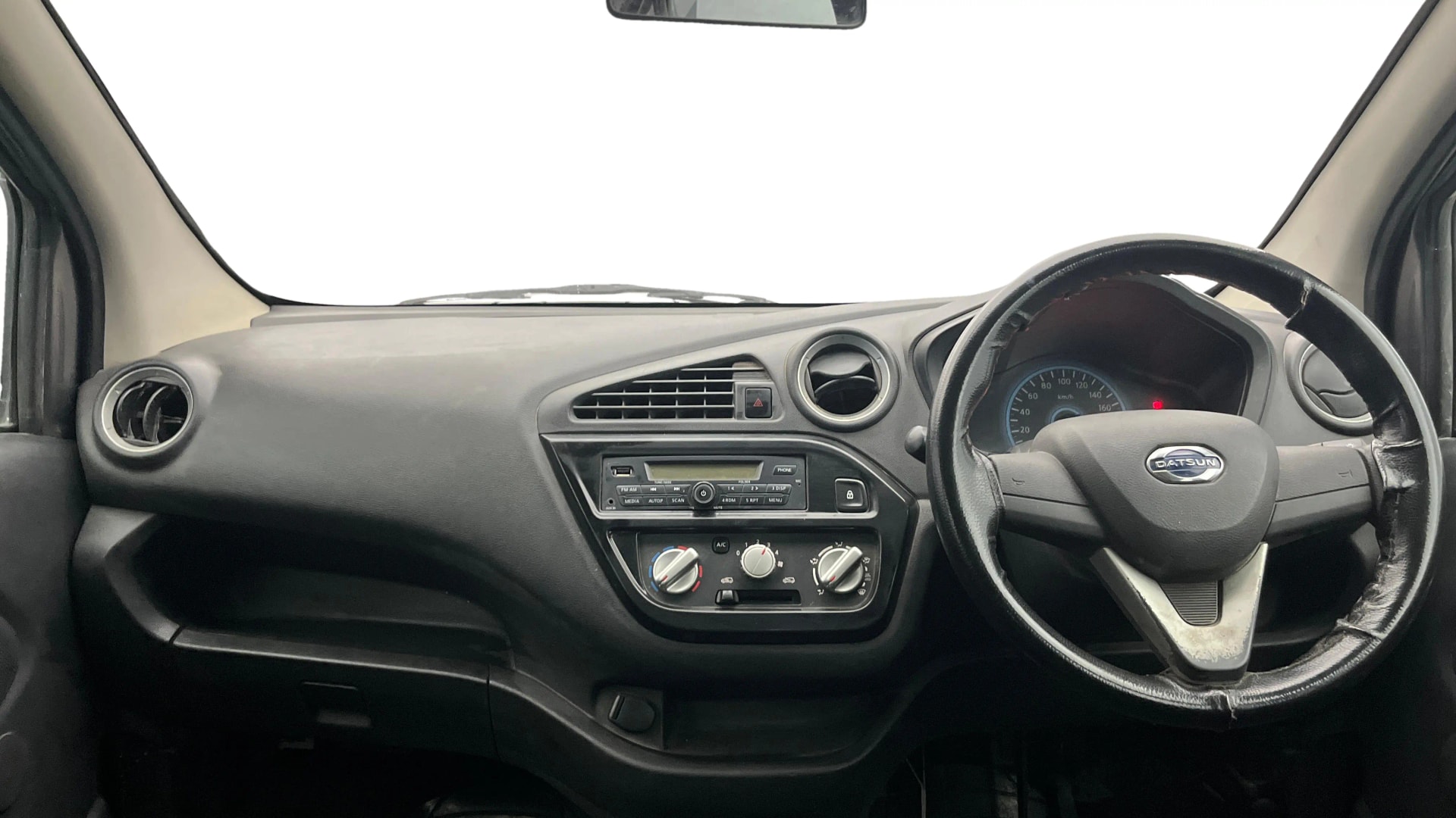 View 2019 Datsun Redi GO T(O)-0.8L BS IV Image 15 Used 2019 Datsun Redi GO T(O)-0.8L BS IV Image 15