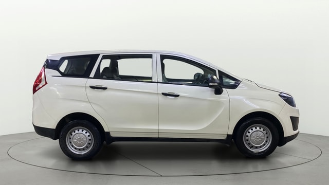 View Mahindra Marazzo Image 8 Used Mahindra Marazzo Image 8