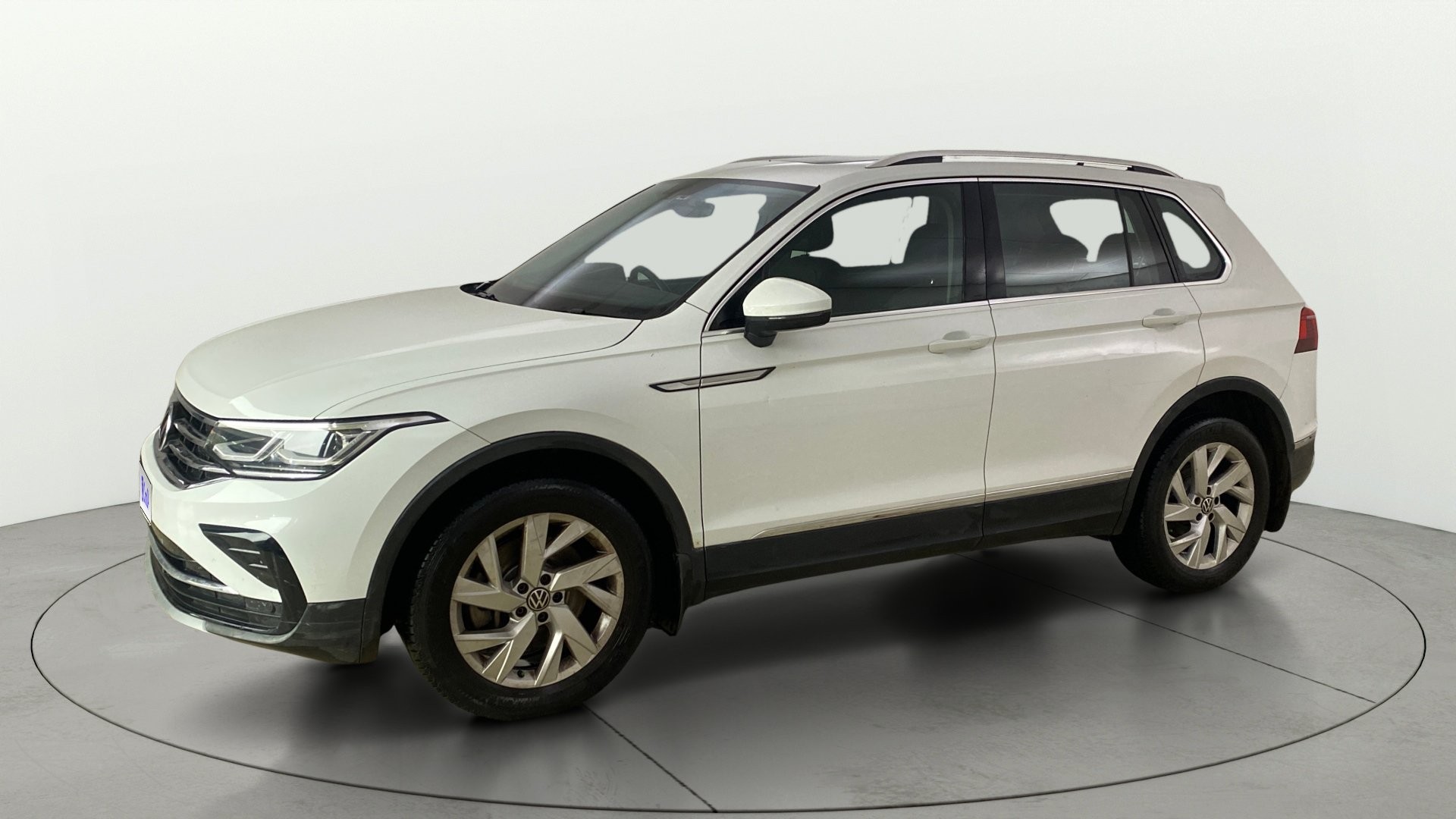 View 2022 Volkswagen Tiguan DSG 4MOTION Comfortline Image 37 Used 2022 Volkswagen Tiguan DSG 4MOTION Comfortline Image 37
