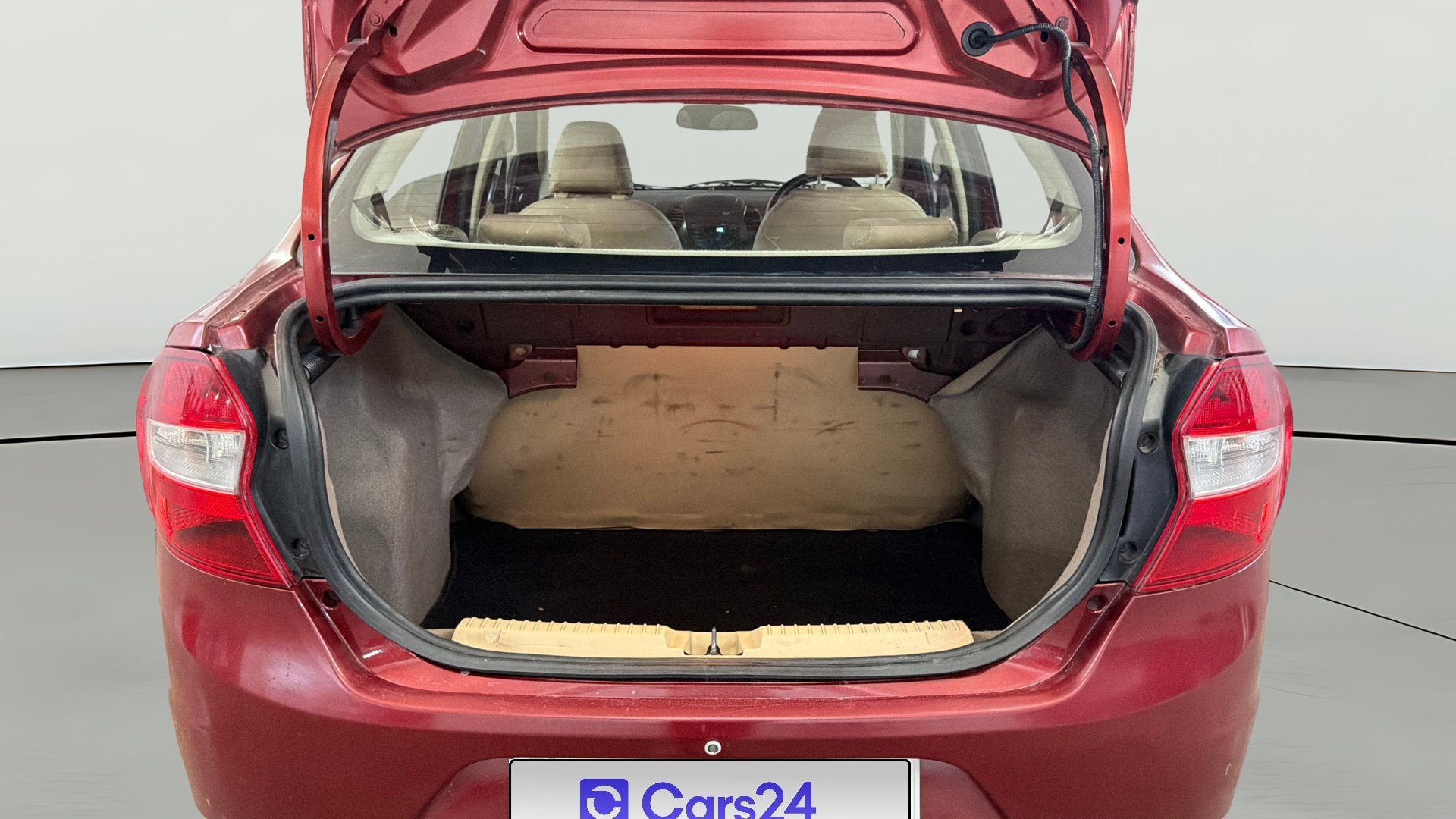 View 2016 Ford Figo Aspire 1.2P Ambiente MT BS IV Image 37 Used 2016 Ford Figo Aspire 1.2P Ambiente MT BS IV Image 37