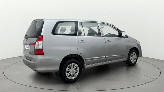 View Toyota Innova Image 44 Used Toyota Innova Image 44
