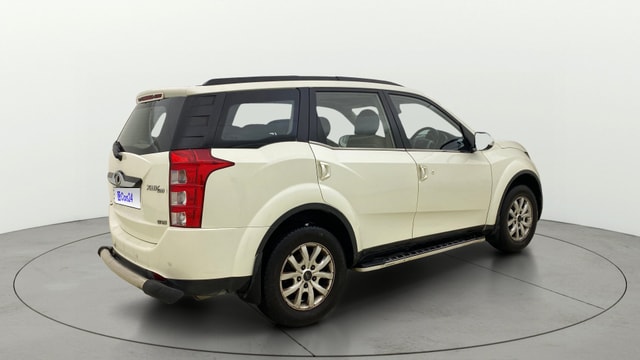 View Mahindra XUV500 Image 48 Used Mahindra XUV500 Image 48