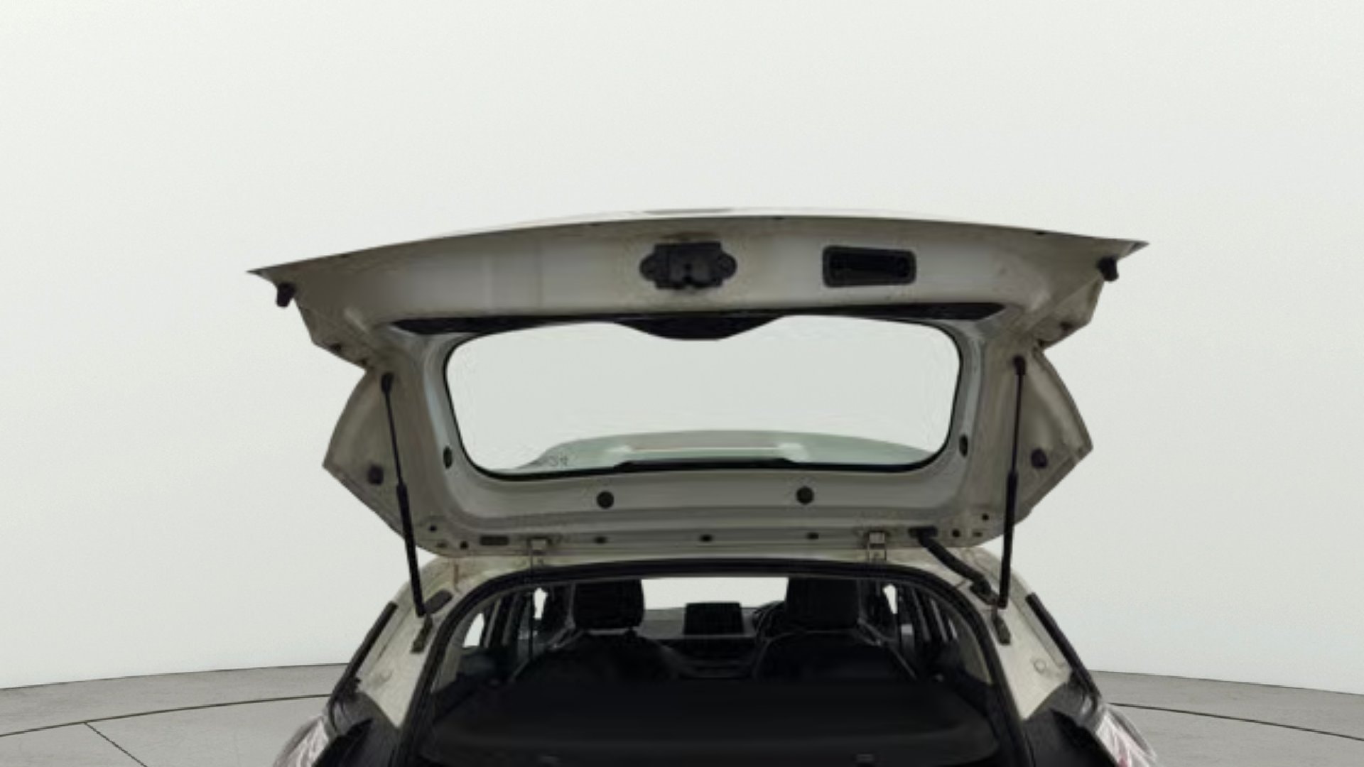 View 2022 Tata Nexon Revotron XE Image 16 Used 2022 Tata Nexon Revotron XE Image 16