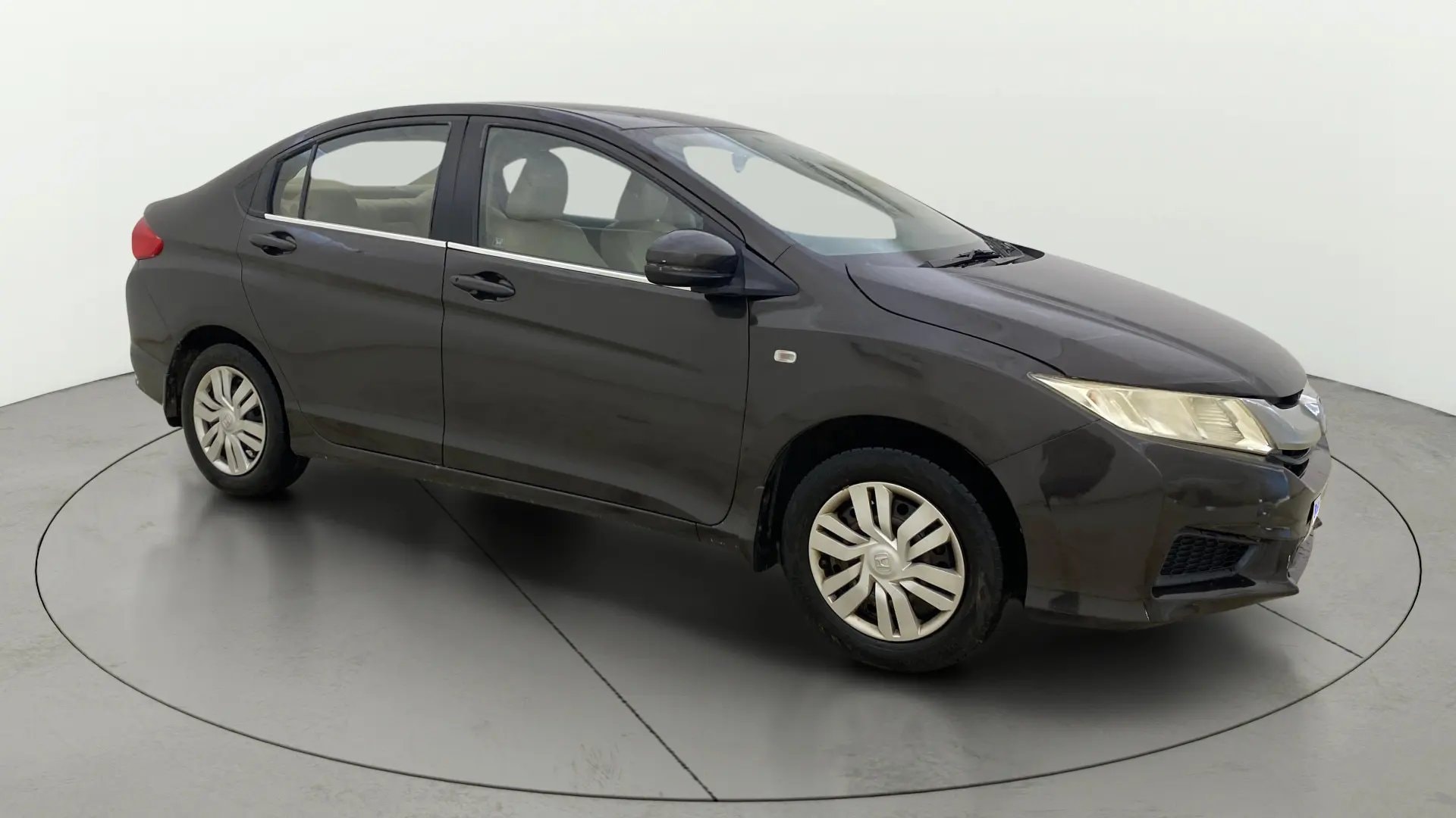 View 2015 Honda City ZX MT Diesel Anniversary Edition Image 36 Used 2015 Honda City ZX MT Diesel Anniversary Edition Image 36