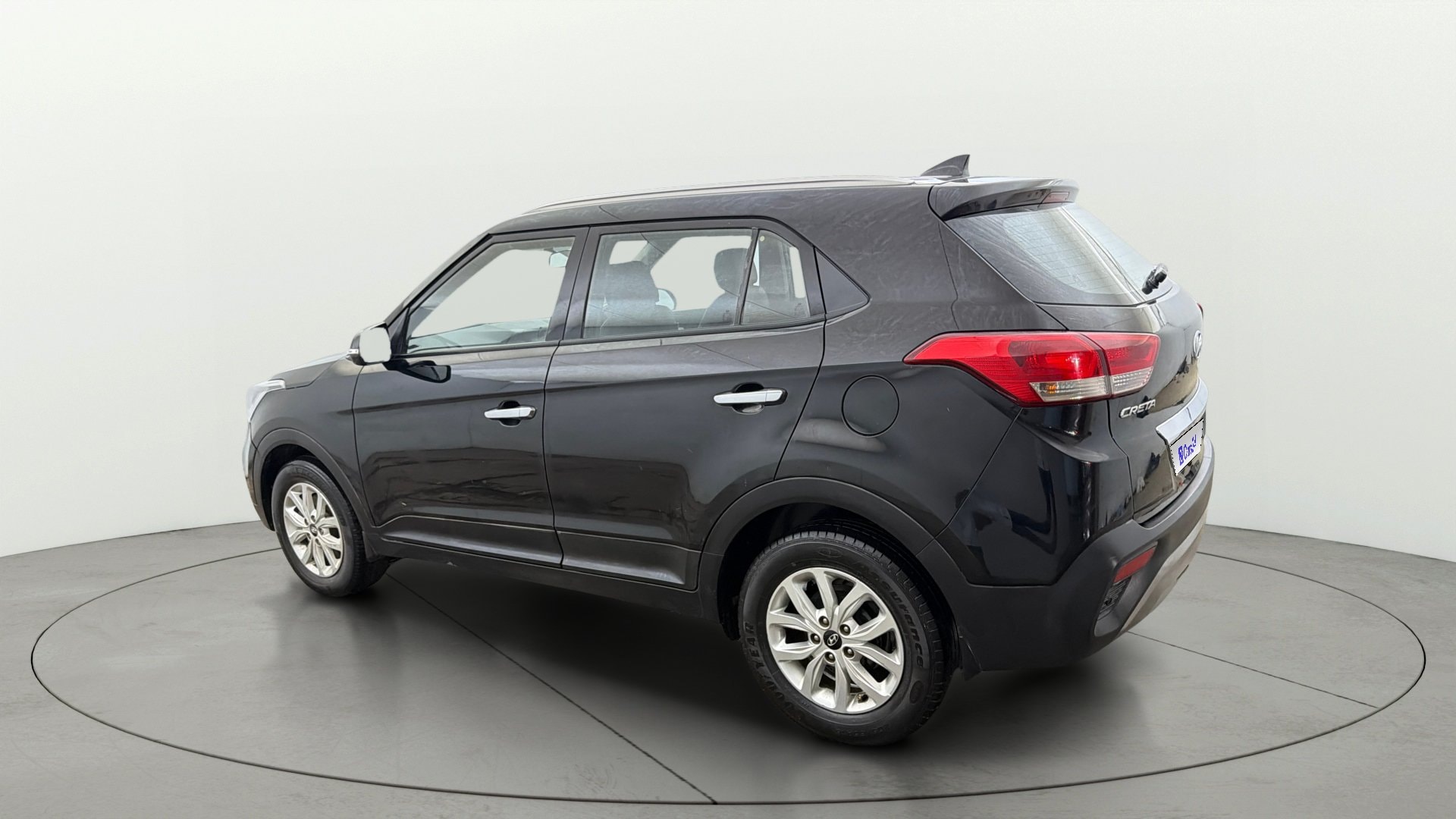 View 2018 Hyundai Creta SX 1.6 Petrol Image 2 Used 2018 Hyundai Creta SX 1.6 Petrol Image 2