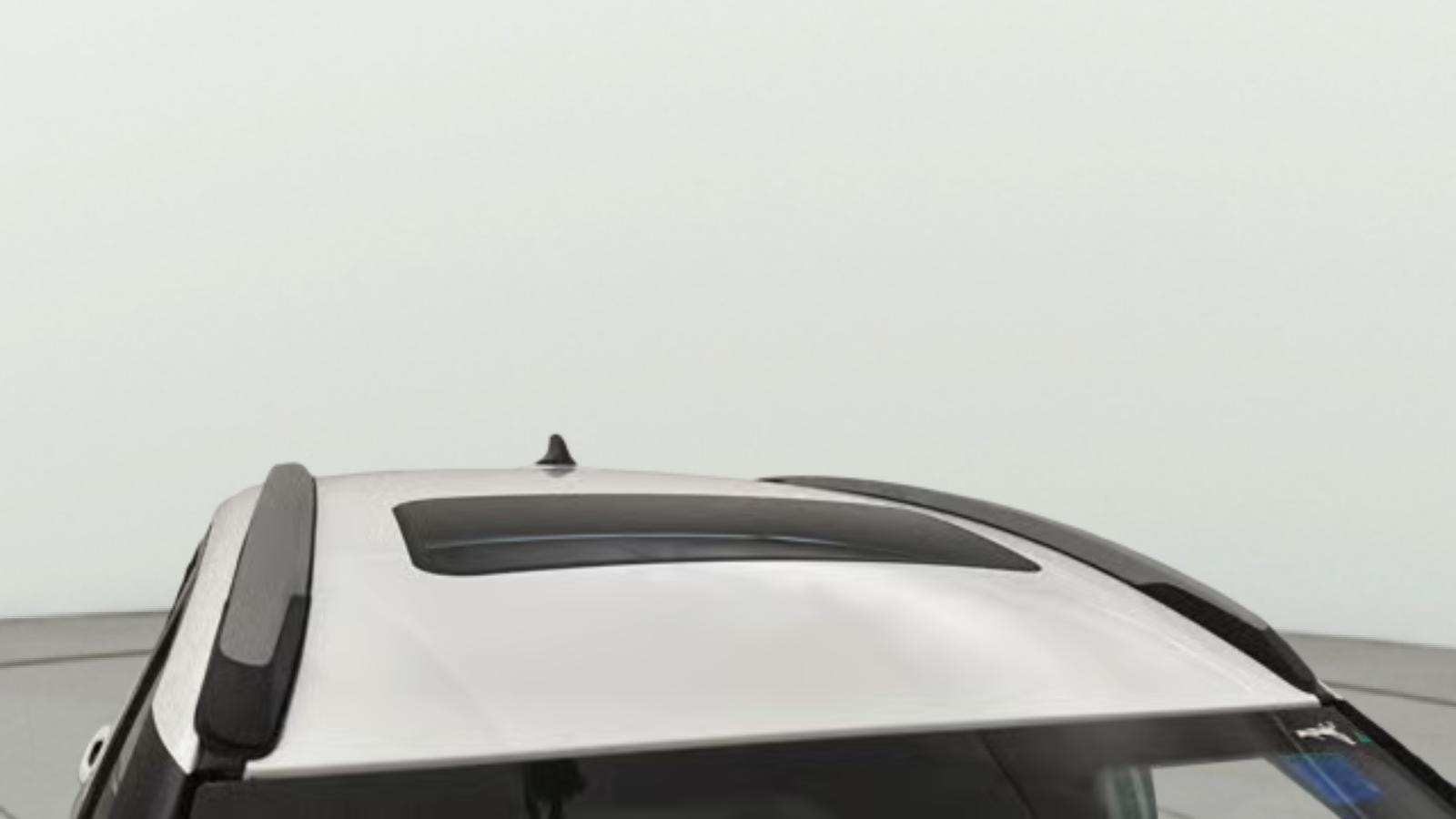 View 2024 Tata Nexon Revotron XE Image 4 Used 2024 Tata Nexon Revotron XE Image 4