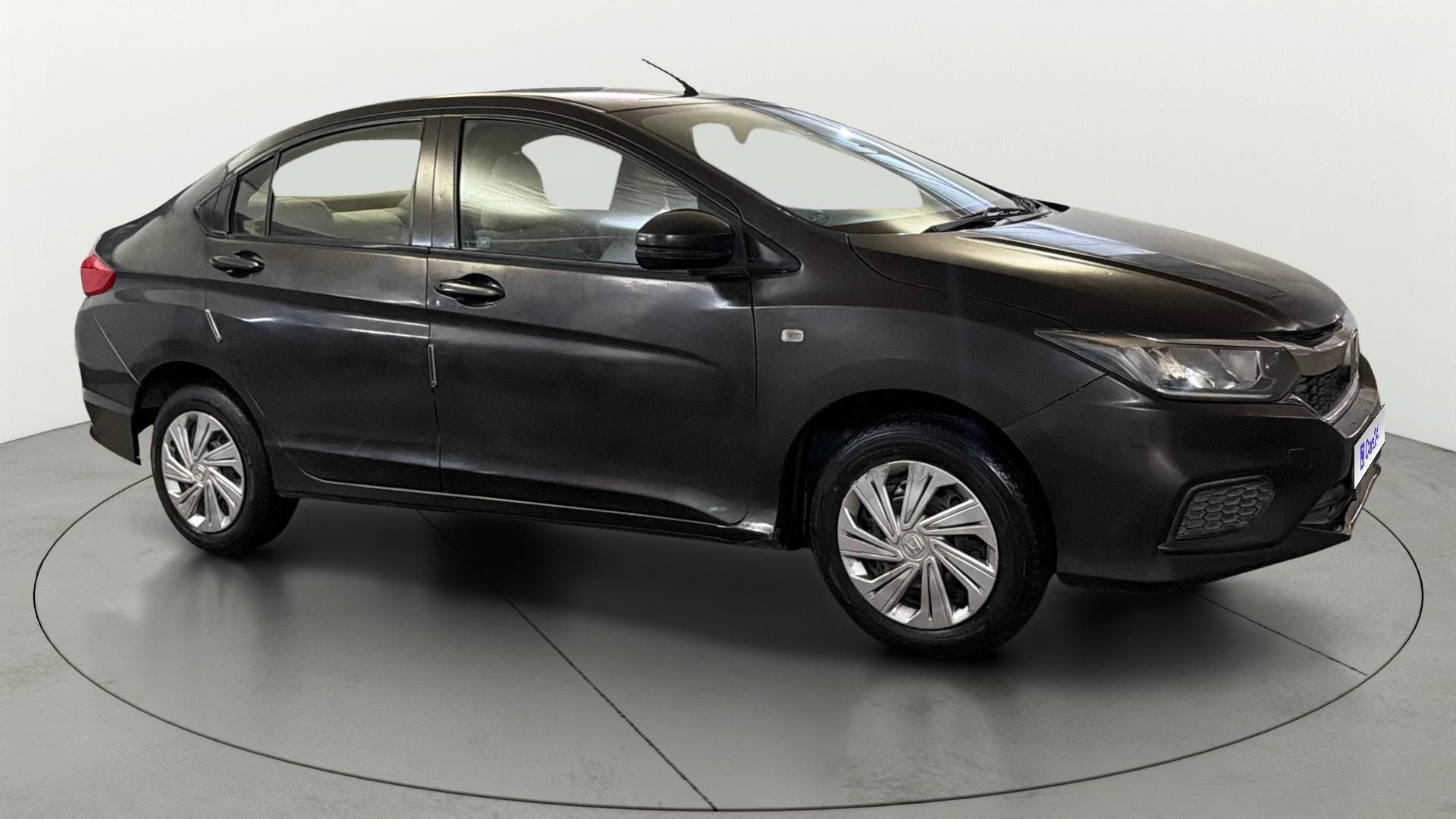 View 2018 Honda City ZX MT Diesel Anniversary Edition Image 35 Used 2018 Honda City ZX MT Diesel Anniversary Edition Image 35