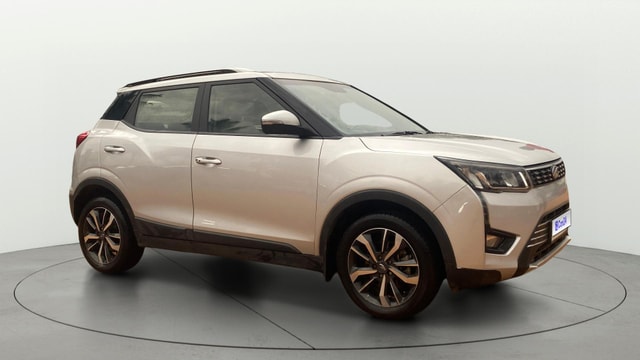 View Mahindra XUV300 Image 14 Used Mahindra XUV300 Image 14