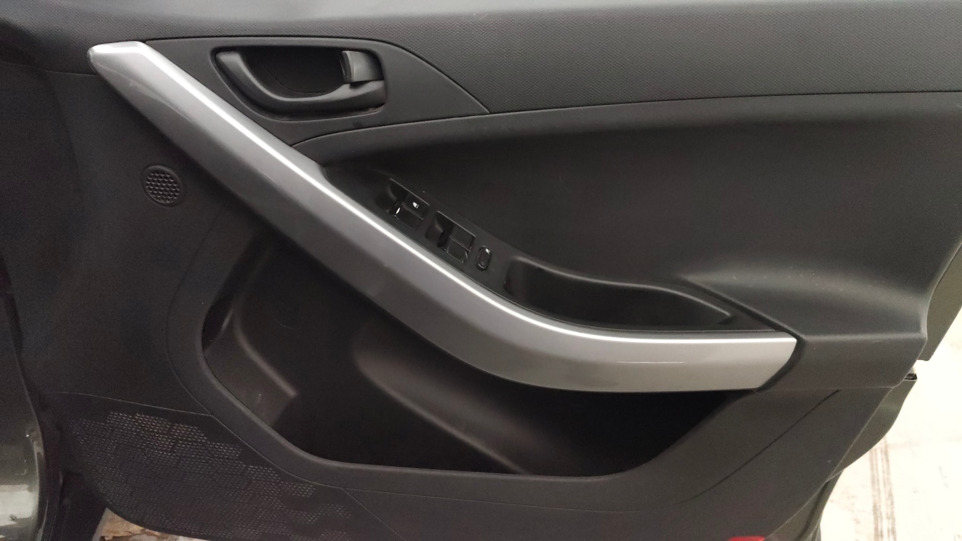 View 2021 Tata Nexon Revotron XE Image 38 Used 2021 Tata Nexon Revotron XE Image 38