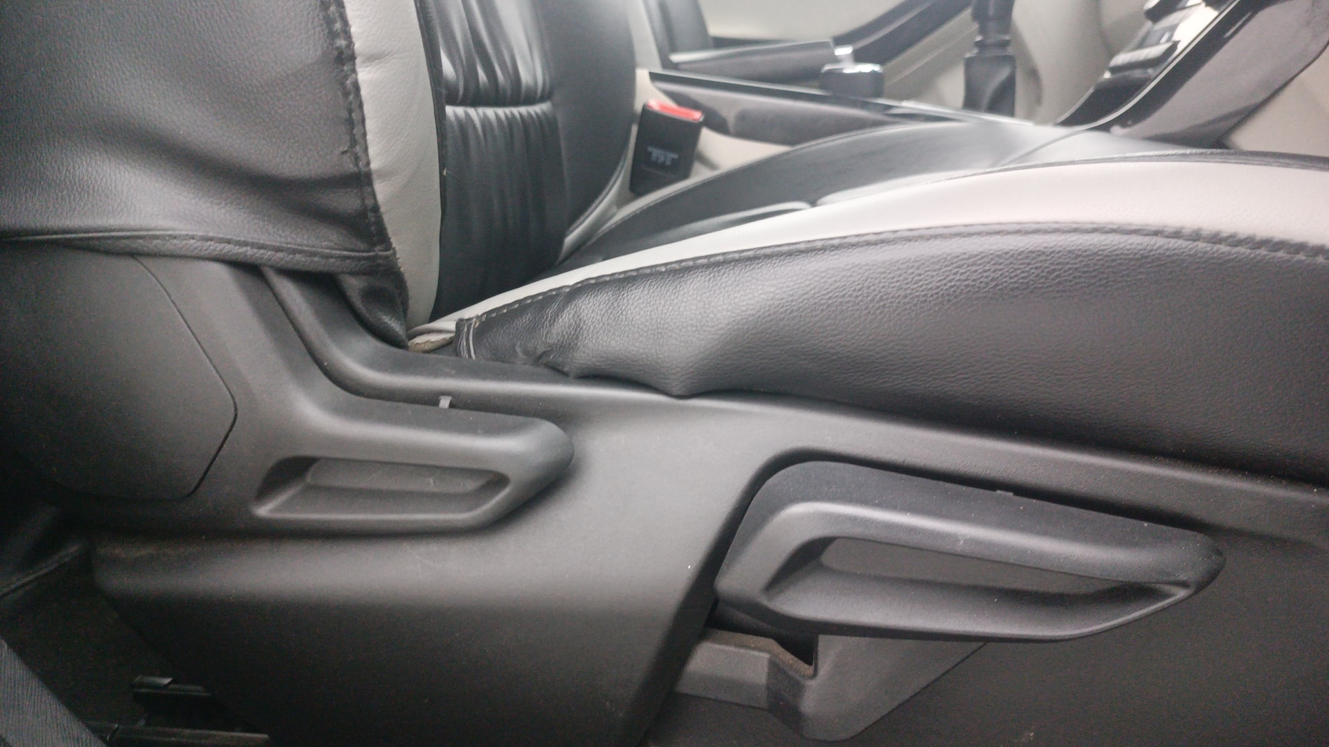 View 2021 Tata Nexon Revotron XE Image 11 Used 2021 Tata Nexon Revotron XE Image 11