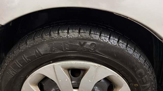 View Hyundai EON Image 12 Used Hyundai EON Image 12