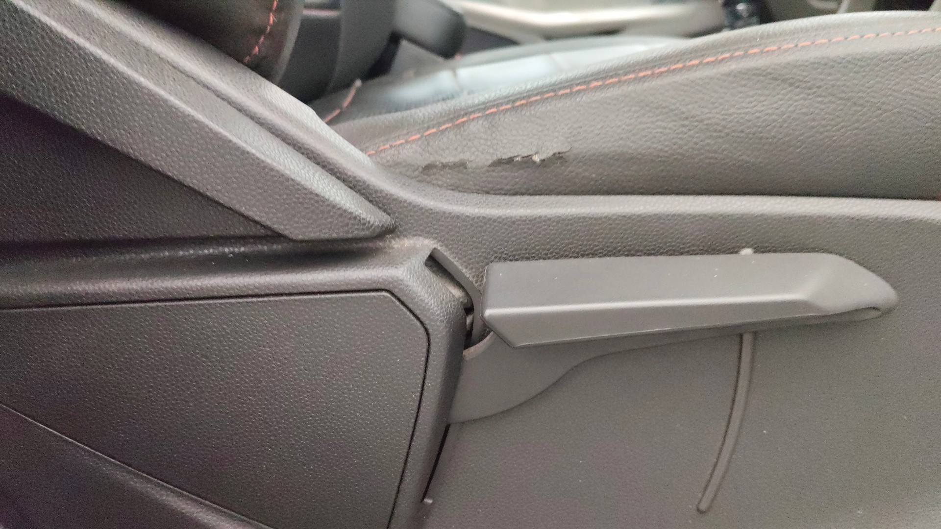 View 2017 Ford EcoSport 1.5 TDCi Diesel Ambiente BS IV Image 18 Used 2017 Ford EcoSport 1.5 TDCi Diesel Ambiente BS IV Image 18