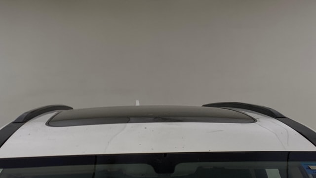 View Mahindra XUV700 Image 27 Used Mahindra XUV700 Image 27