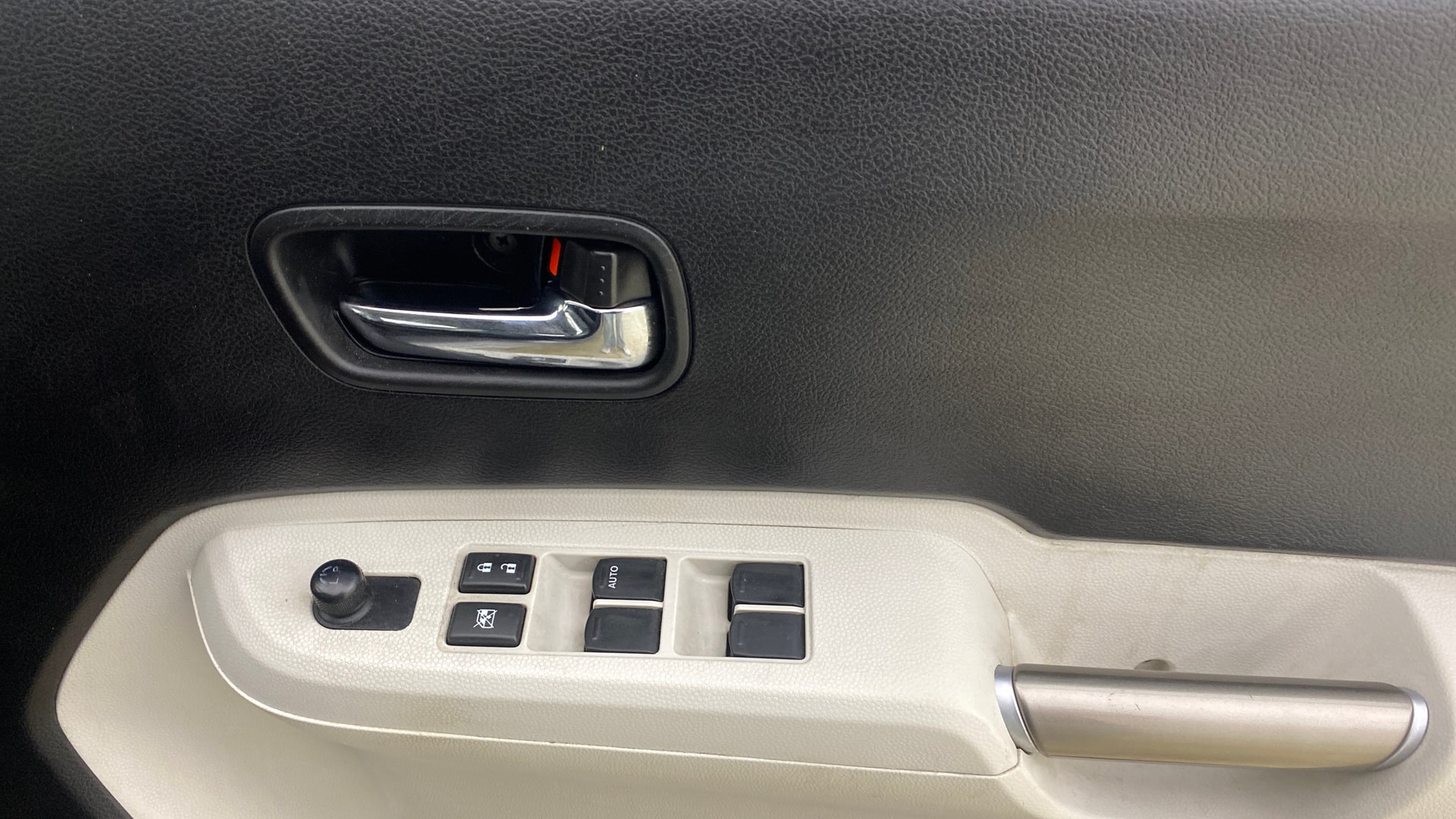 View 2018 Maruti Suzuki 1000 Base Variant Image 32 Used 2018 Maruti Suzuki 1000 Base Variant Image 32