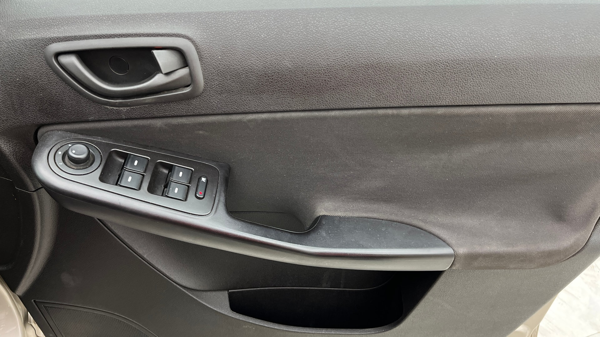 View 2015 Tata Zest XM Petrol Image 32 Used 2015 Tata Zest XM Petrol Image 32