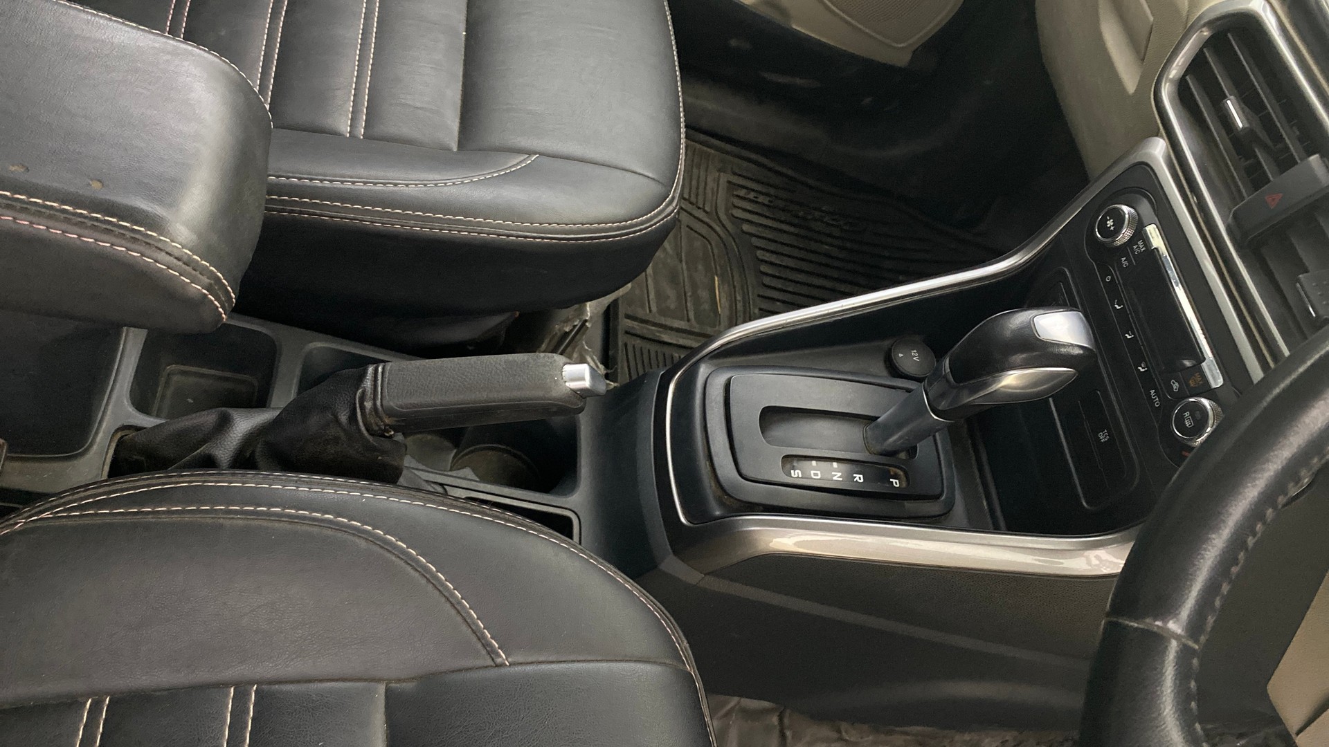 View 2020 Ford EcoSport 1.5 TDCi Diesel Ambiente BS IV Image 38 Used 2020 Ford EcoSport 1.5 TDCi Diesel Ambiente BS IV Image 38