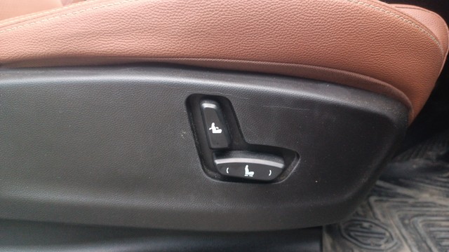 View MG Hector Plus Image 12 Used MG Hector Plus Image 12