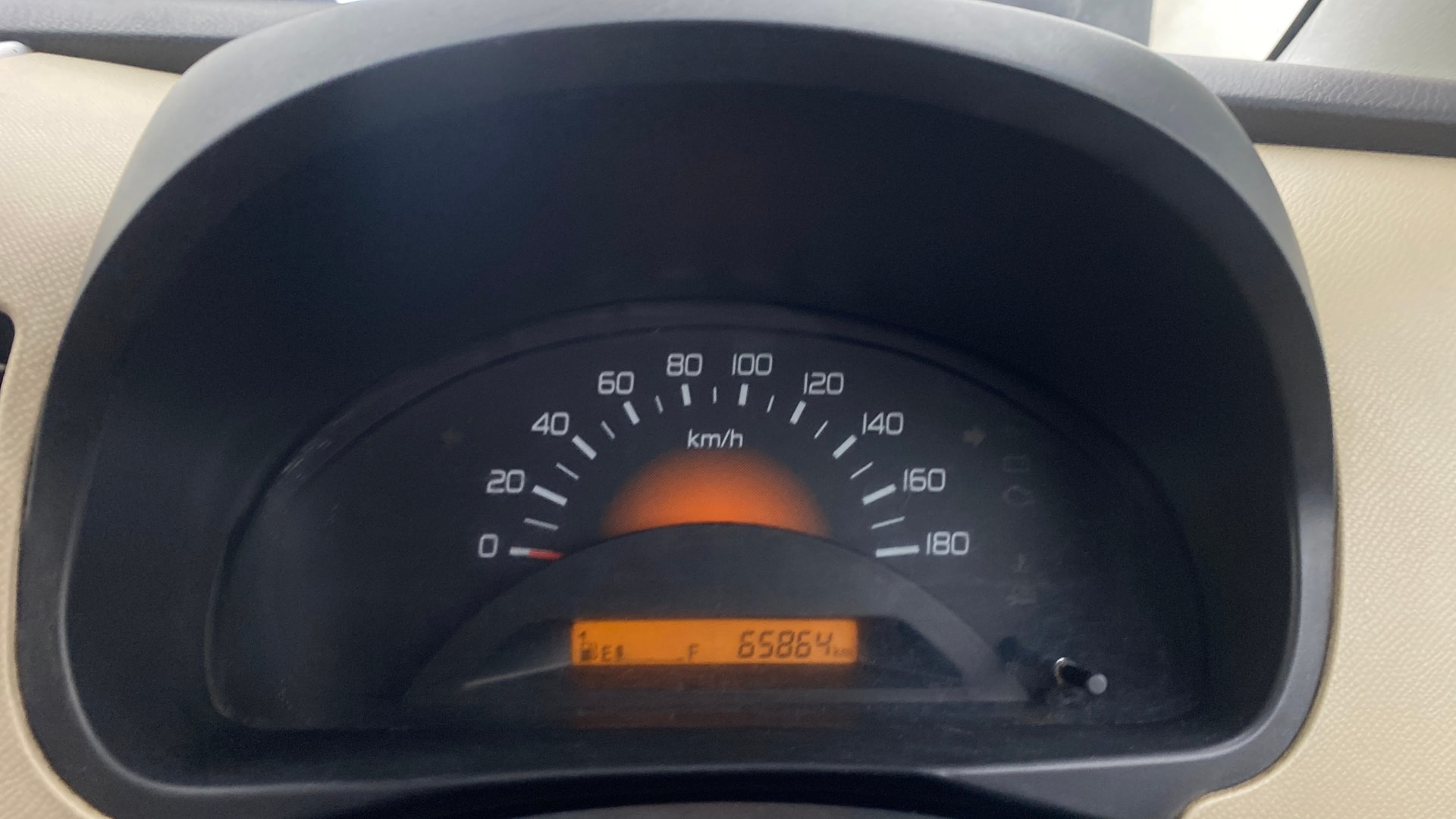 View 2018 Maruti Suzuki 1000 Base Variant Image 33 Used 2018 Maruti Suzuki 1000 Base Variant Image 33