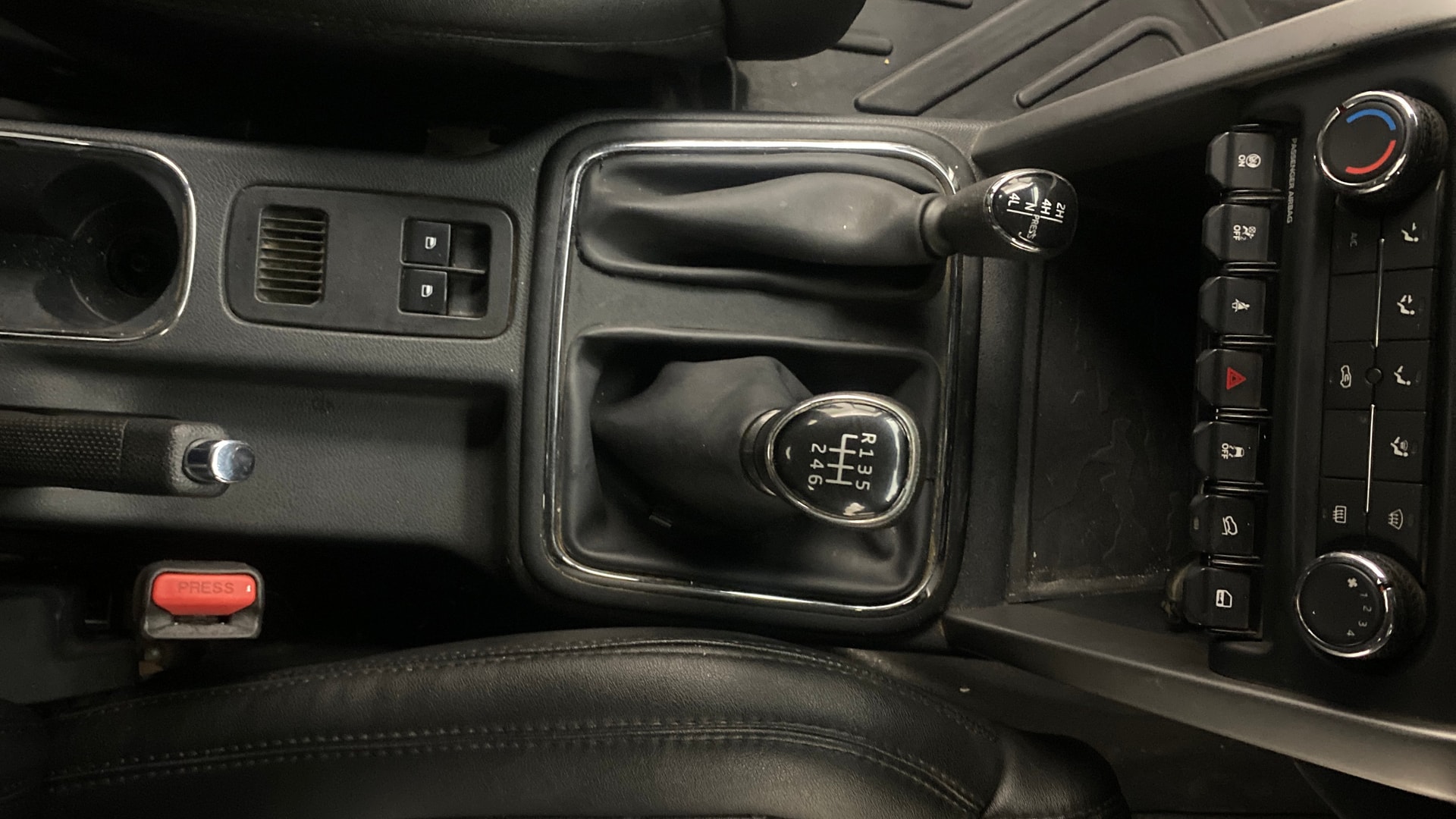 View 2023 Mahindra Thar AX Standard Manual Soft Top 6 Seater Image 38 Used 2023 Mahindra Thar AX Standard Manual Soft Top 6 Seater Image 38