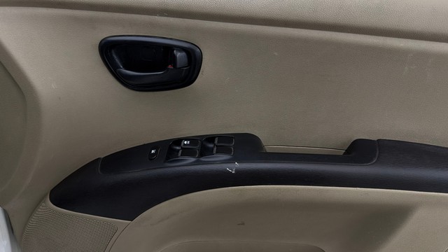 View Hyundai i10 Image 32 Used Hyundai i10 Image 32