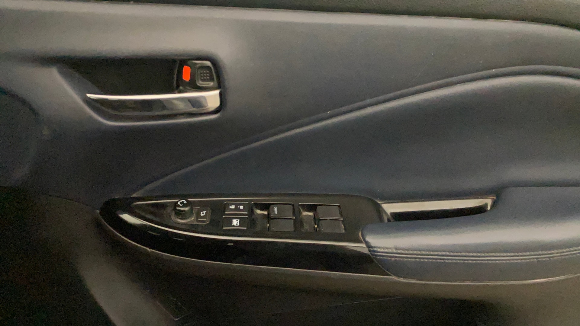 View 2022 Maruti Suzuki 1000 Base Variant Image 39 Used 2022 Maruti Suzuki 1000 Base Variant Image 39