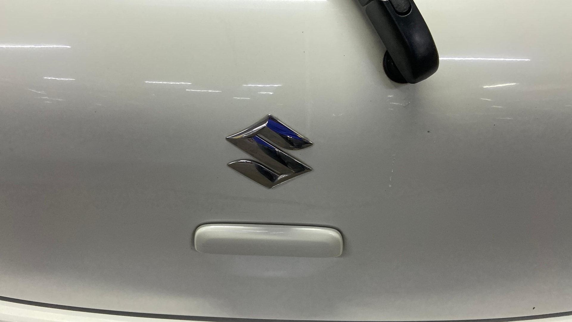View 2024 Maruti Suzuki 1000 Base Variant Image 16 Used 2024 Maruti Suzuki 1000 Base Variant Image 16