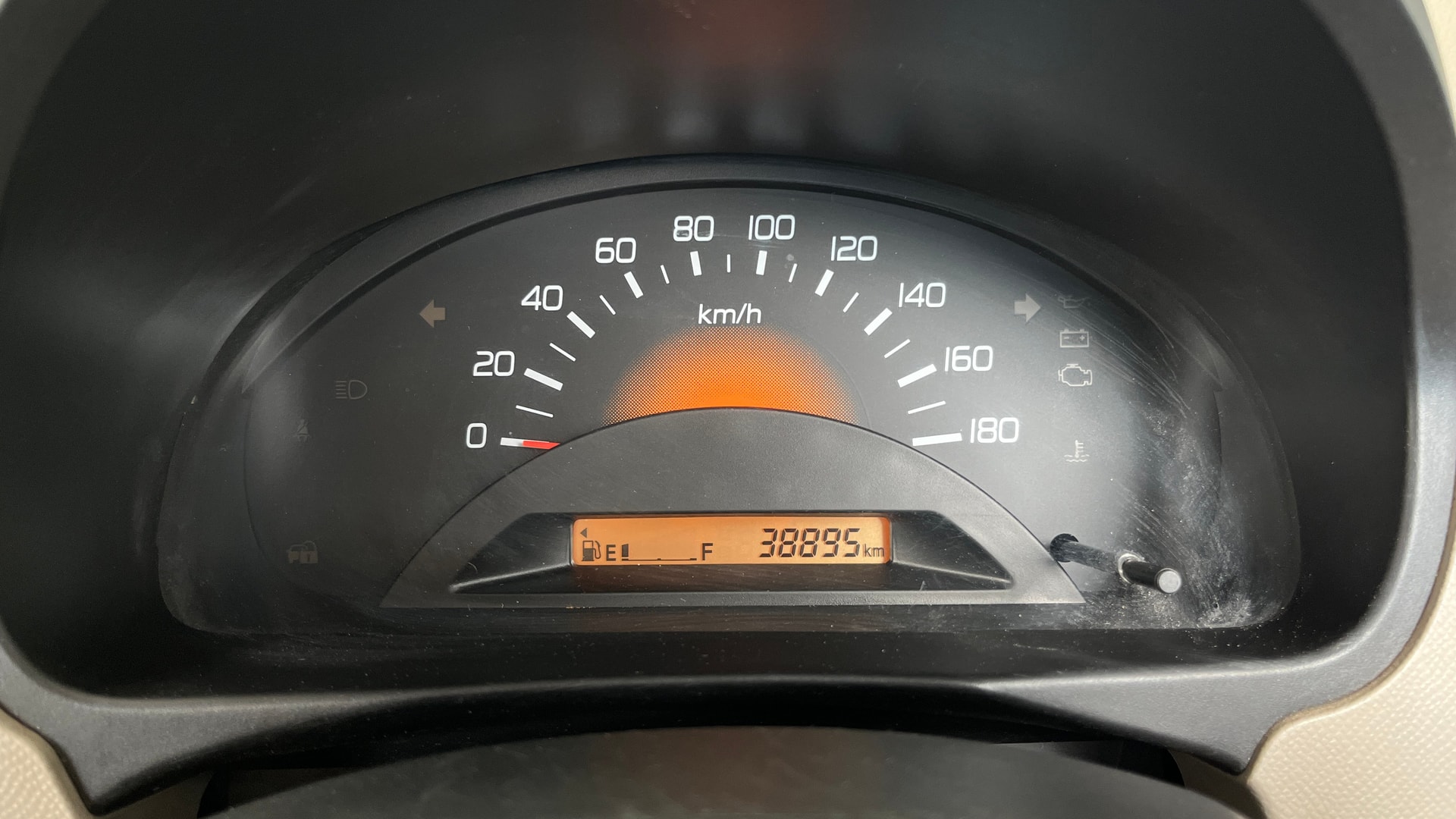 View 2016 Maruti Suzuki 1000 Base Variant Image 33 Used 2016 Maruti Suzuki 1000 Base Variant Image 33
