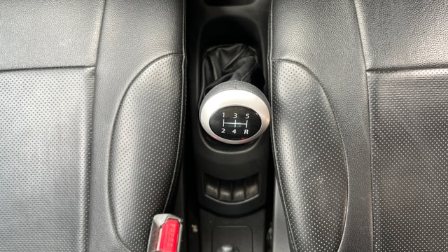 View Maruti Suzuki 1000 Image 37 Used Maruti Suzuki 1000 Image 37