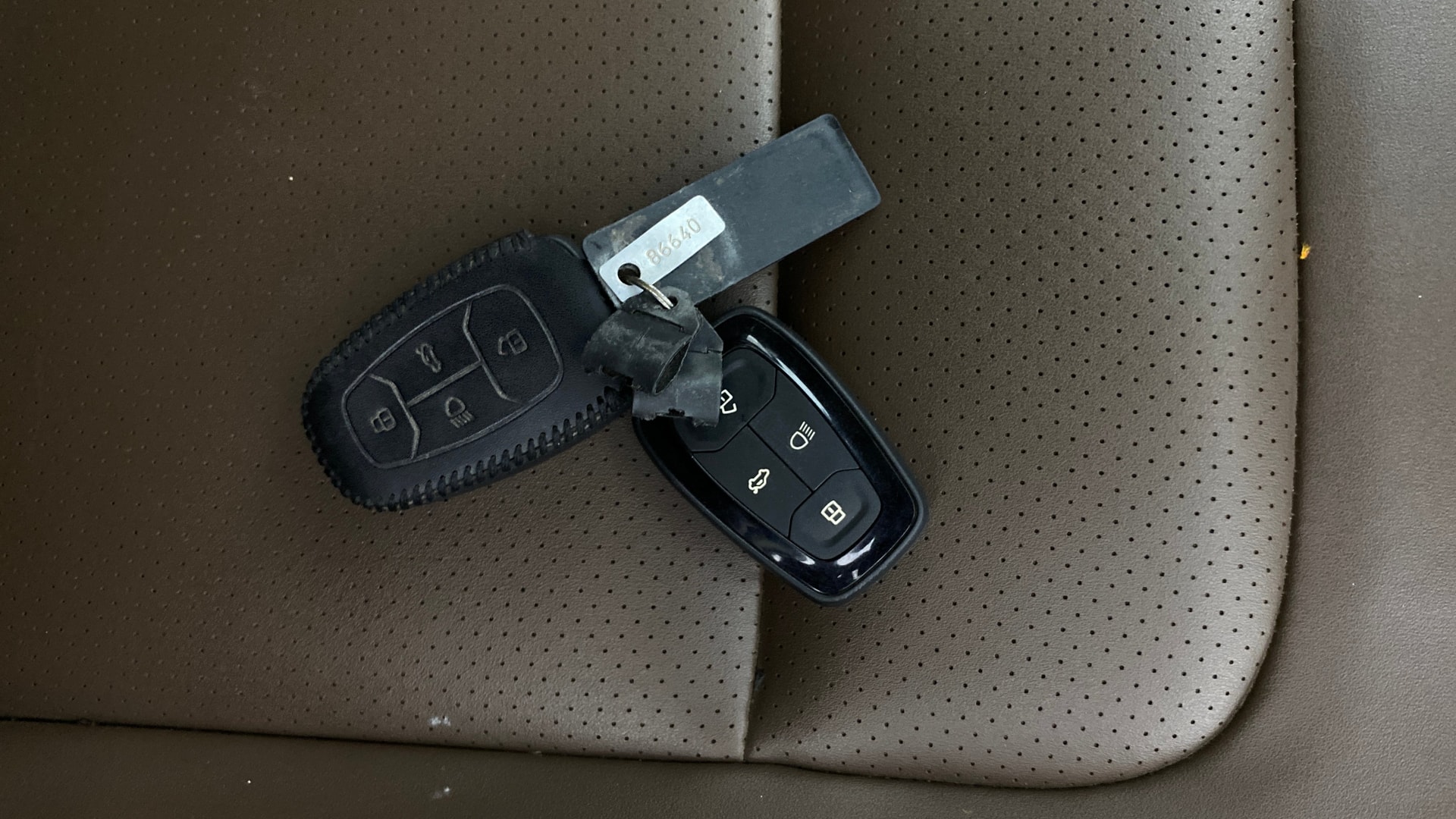 View 2022 Tata Harrier XE Image 19 Used 2022 Tata Harrier XE Image 19