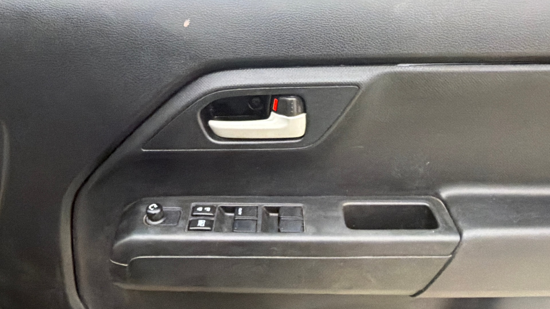 View 2022 Maruti Suzuki 1000 Base Variant Image 36 Used 2022 Maruti Suzuki 1000 Base Variant Image 36