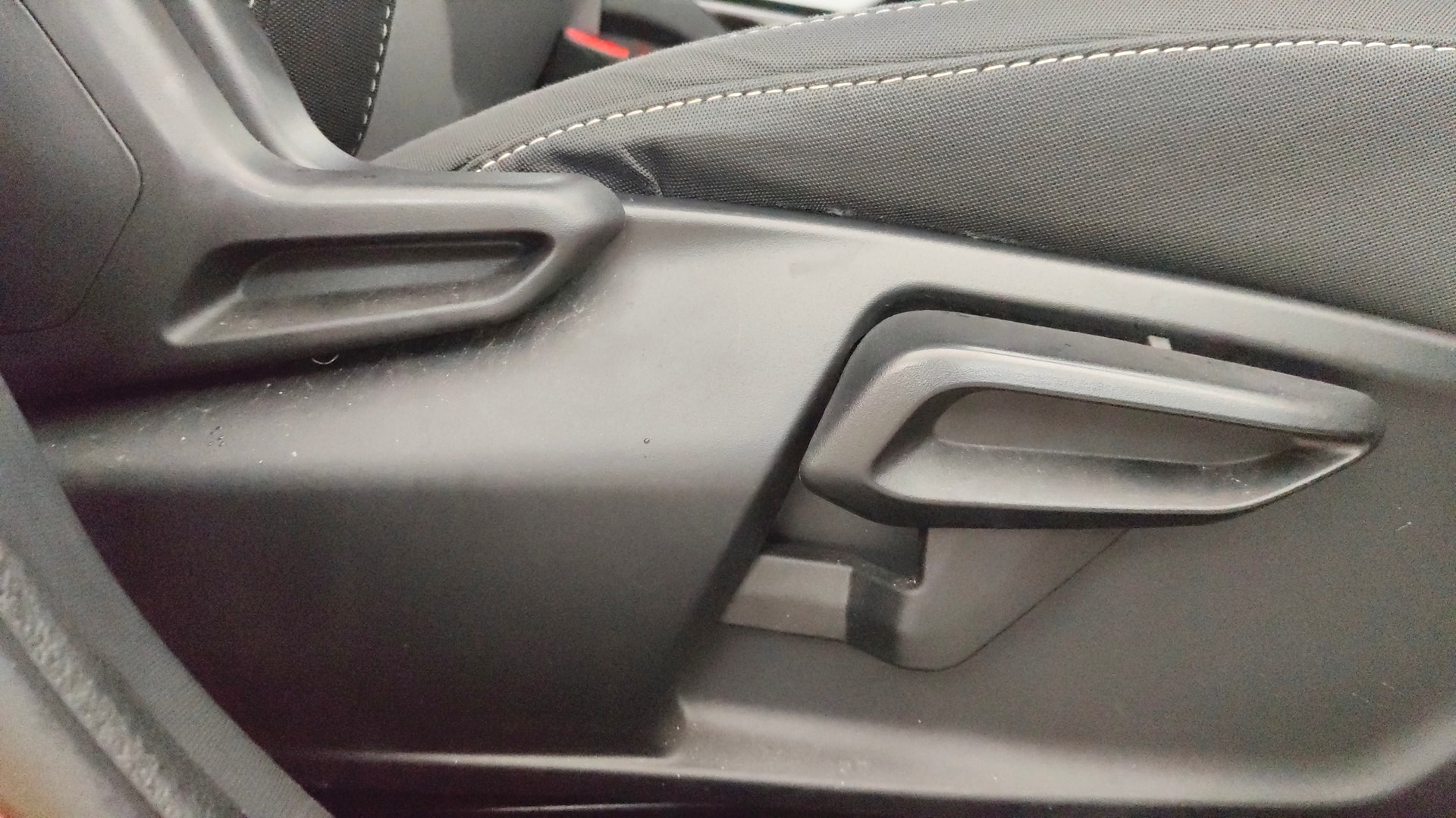 View 2024 Tata Nexon Creative Plus 1.2 iCNG Image 18 Used 2024 Tata Nexon Creative Plus 1.2 iCNG Image 18