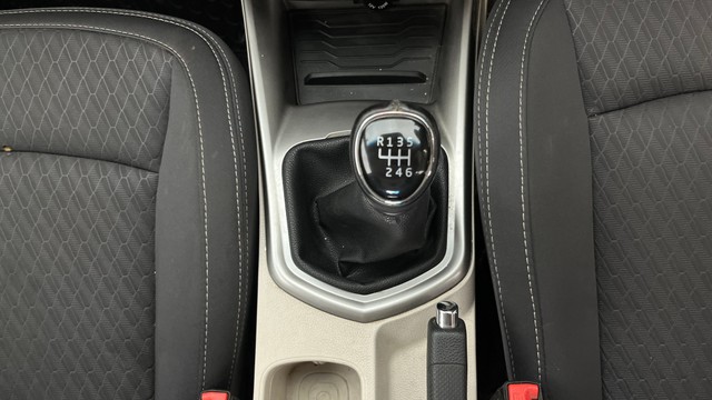 View Mahindra XUV300 Image 40 Used Mahindra XUV300 Image 40