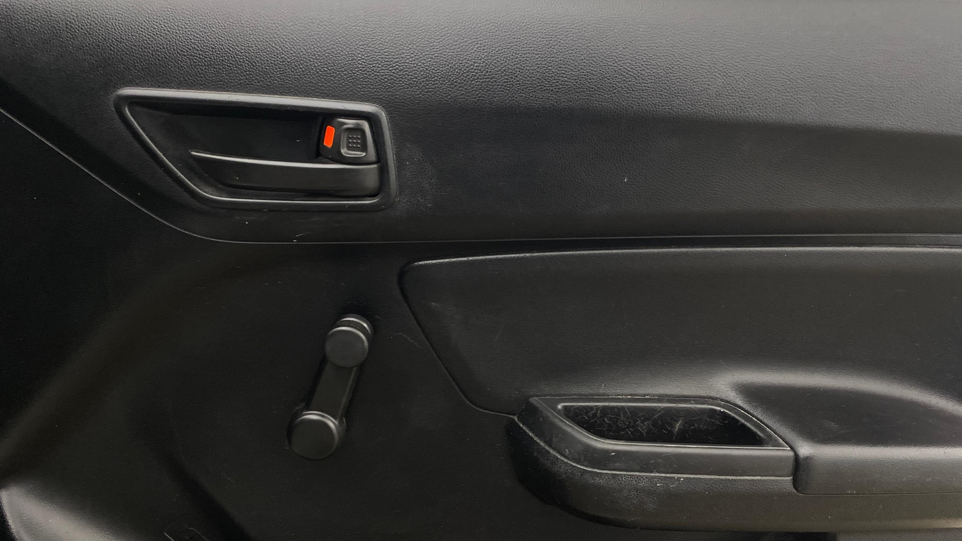 View 2018 Maruti Suzuki 1000 Base Variant Image 33 Used 2018 Maruti Suzuki 1000 Base Variant Image 33