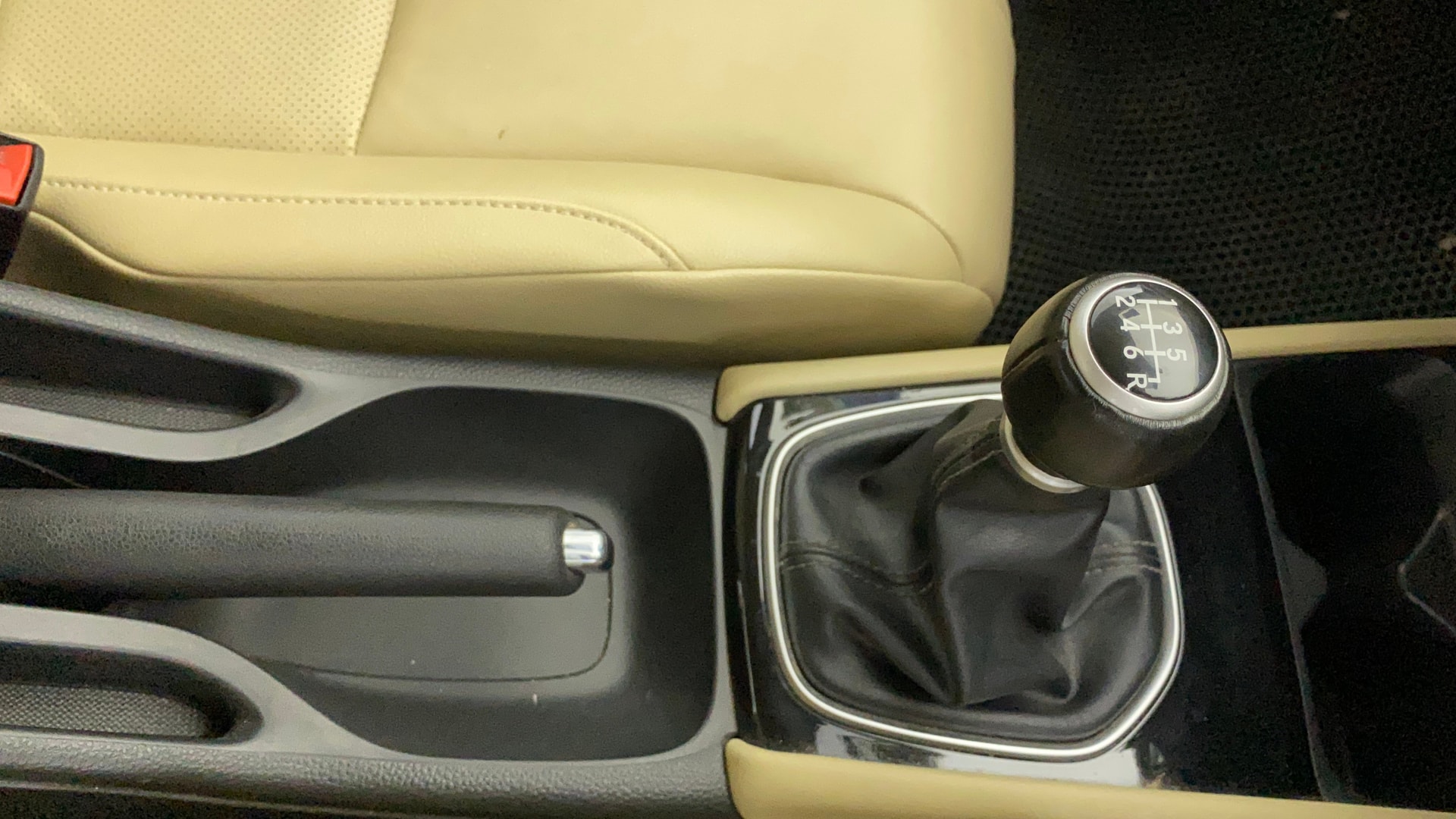 View 2021 Honda City ZX CVT Image 41 Used 2021 Honda City ZX CVT Image 41