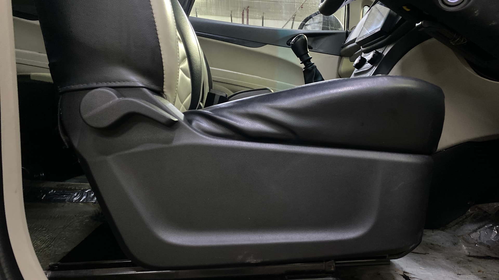 View 2021 Mahindra Marazzo M4 Plus 7-Seater Image 19 Used 2021 Mahindra Marazzo M4 Plus 7-Seater Image 19
