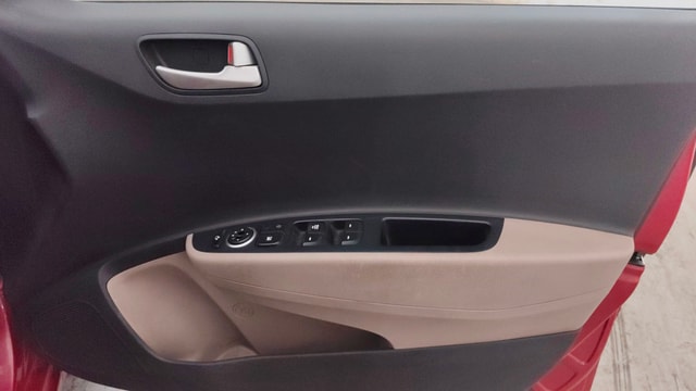 View Hyundai Xcent Image 33 Used Hyundai Xcent Image 33