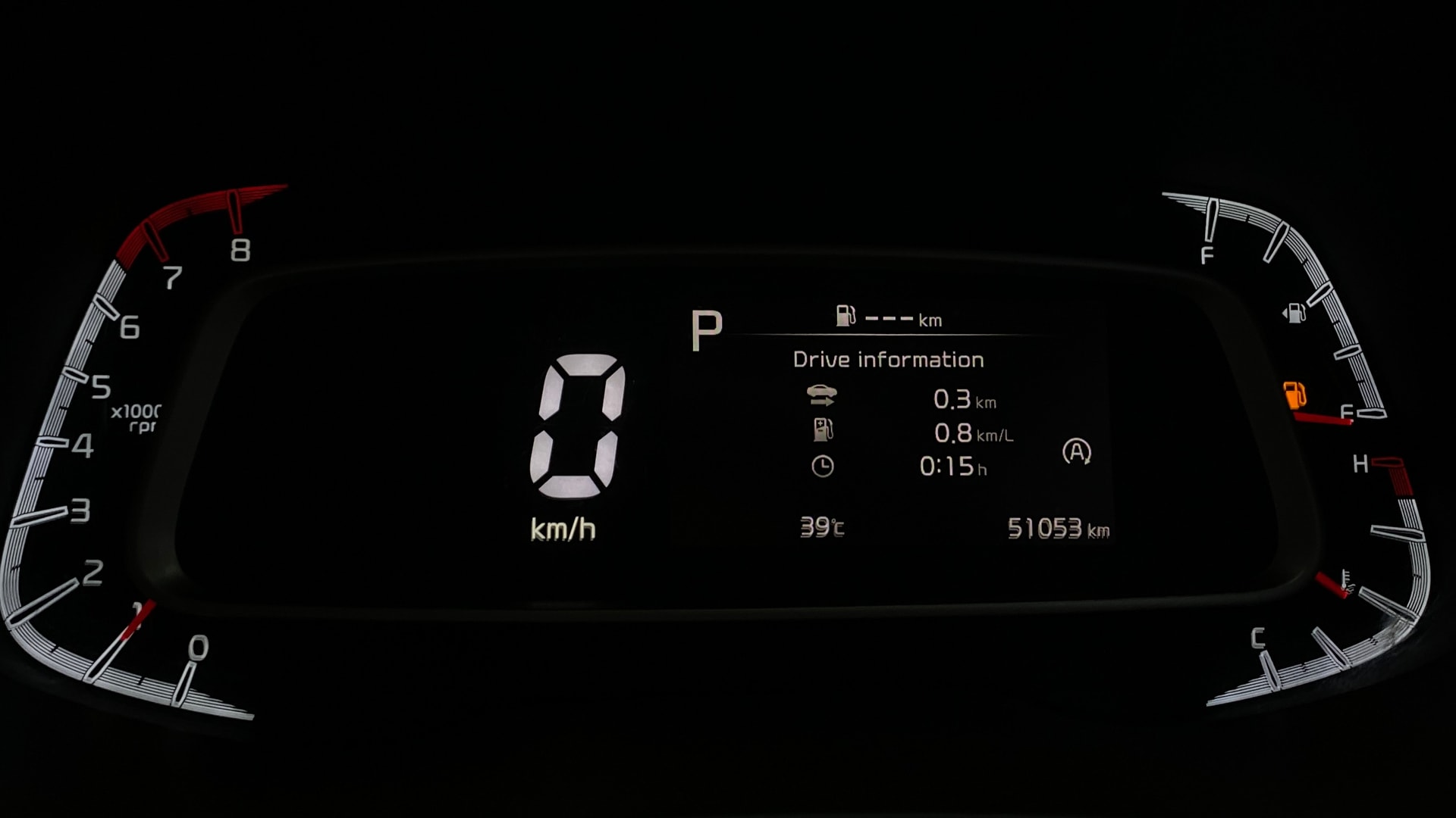 View 2024 Kia Sonet HTE Petrol Image 37 Used 2024 Kia Sonet HTE Petrol Image 37