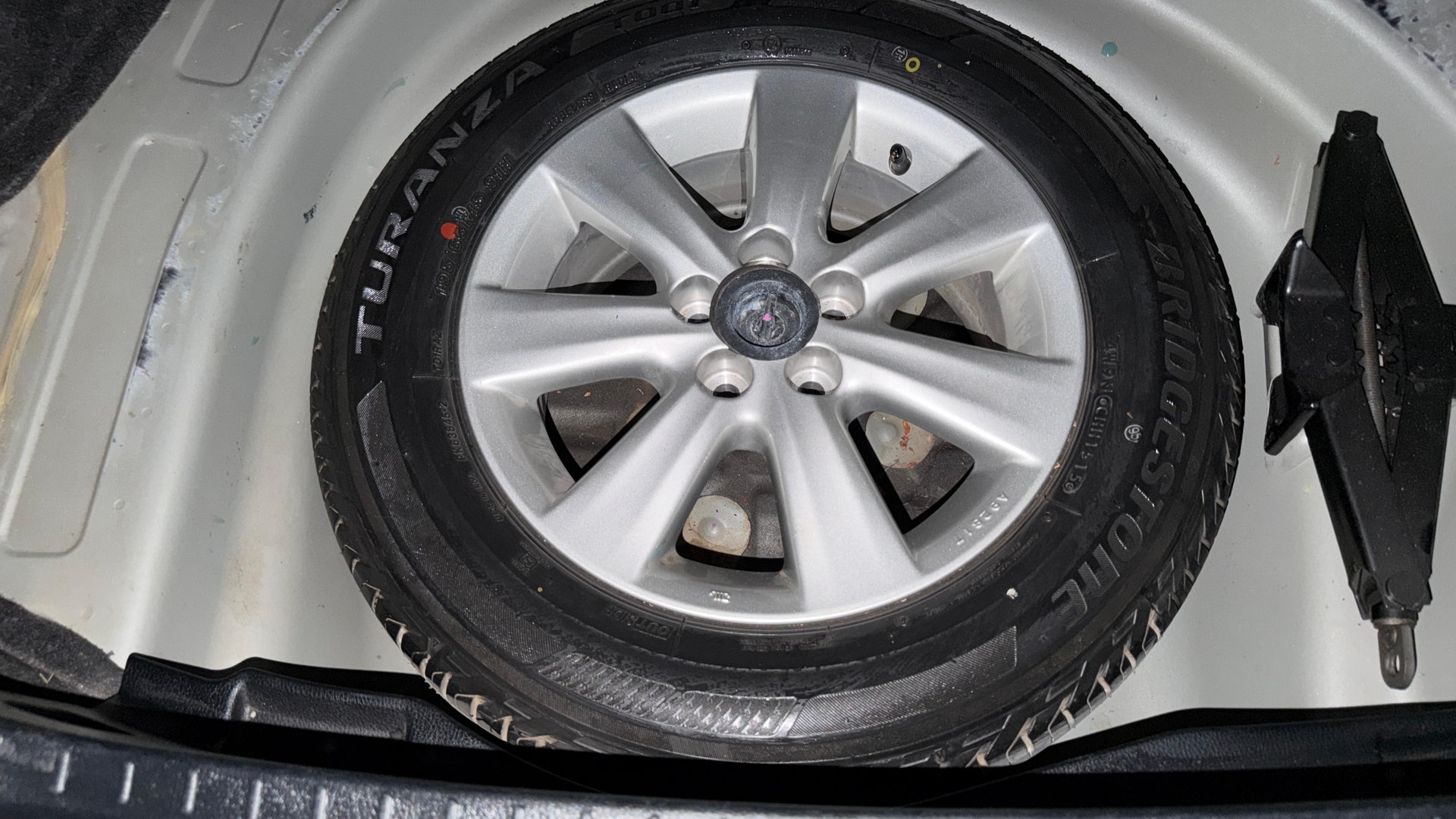 View 2015 Toyota Corolla Altis 1.8 G Image 24 Used 2015 Toyota Corolla Altis 1.8 G Image 24