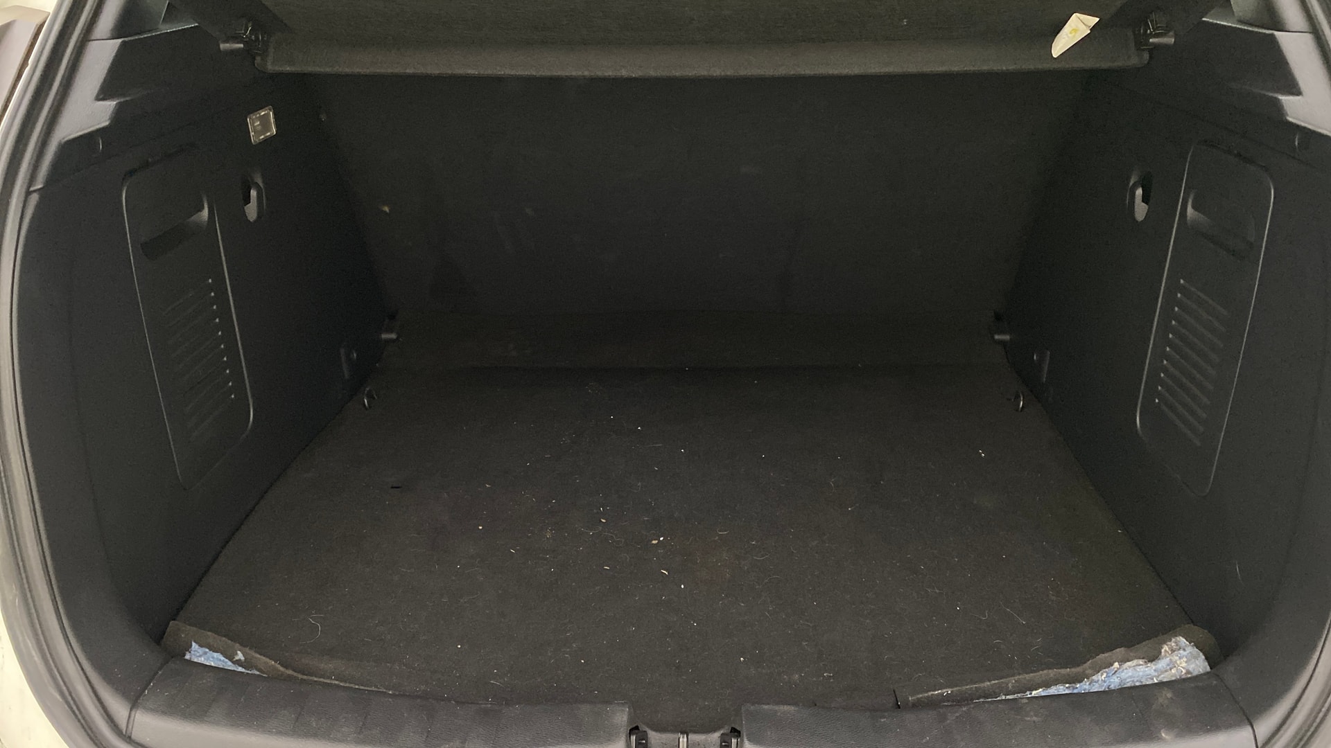 View 2019 Nissan Kicks XV Petrol BS IV Image 10 Used 2019 Nissan Kicks XV Petrol BS IV Image 10