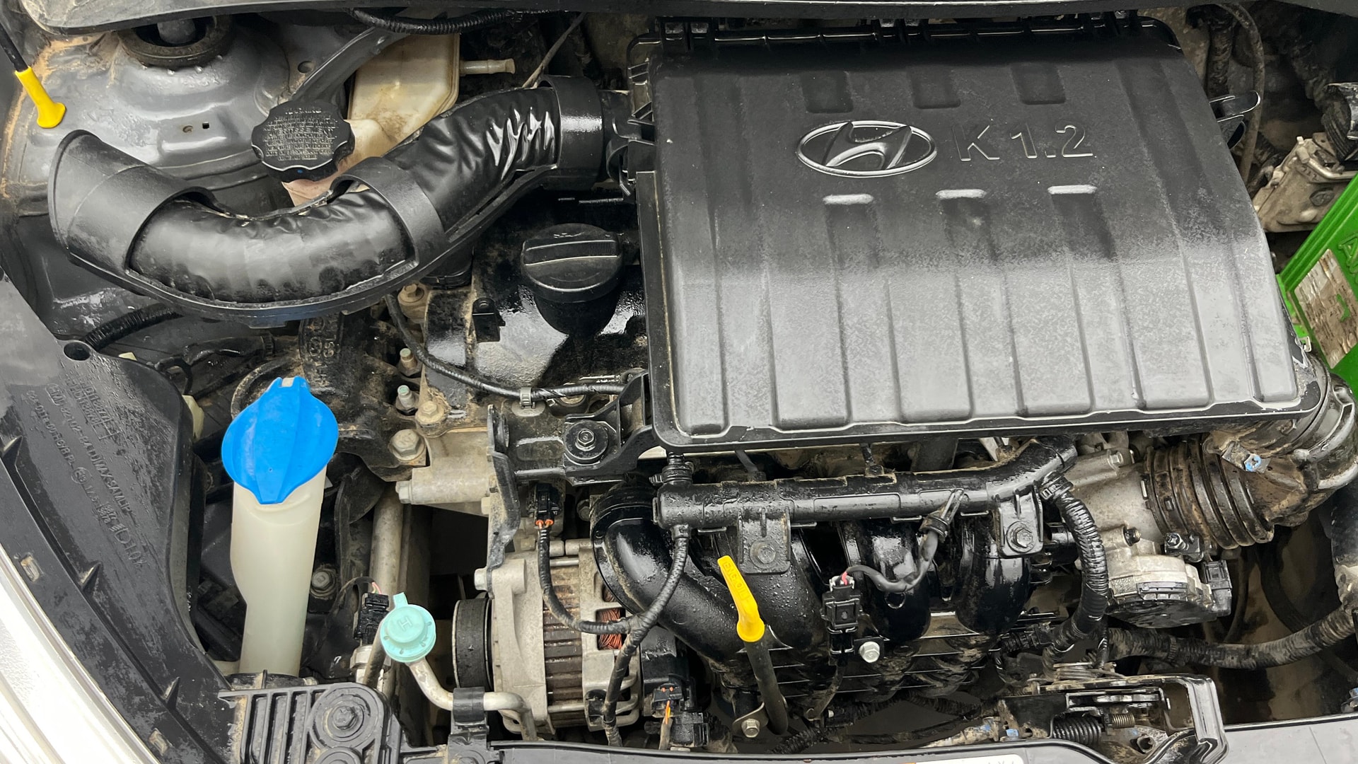 View 2017 Hyundai Grand i10 Sportz 1.2 Kappa Image 3 Used 2017 Hyundai Grand i10 Sportz 1.2 Kappa Image 3
