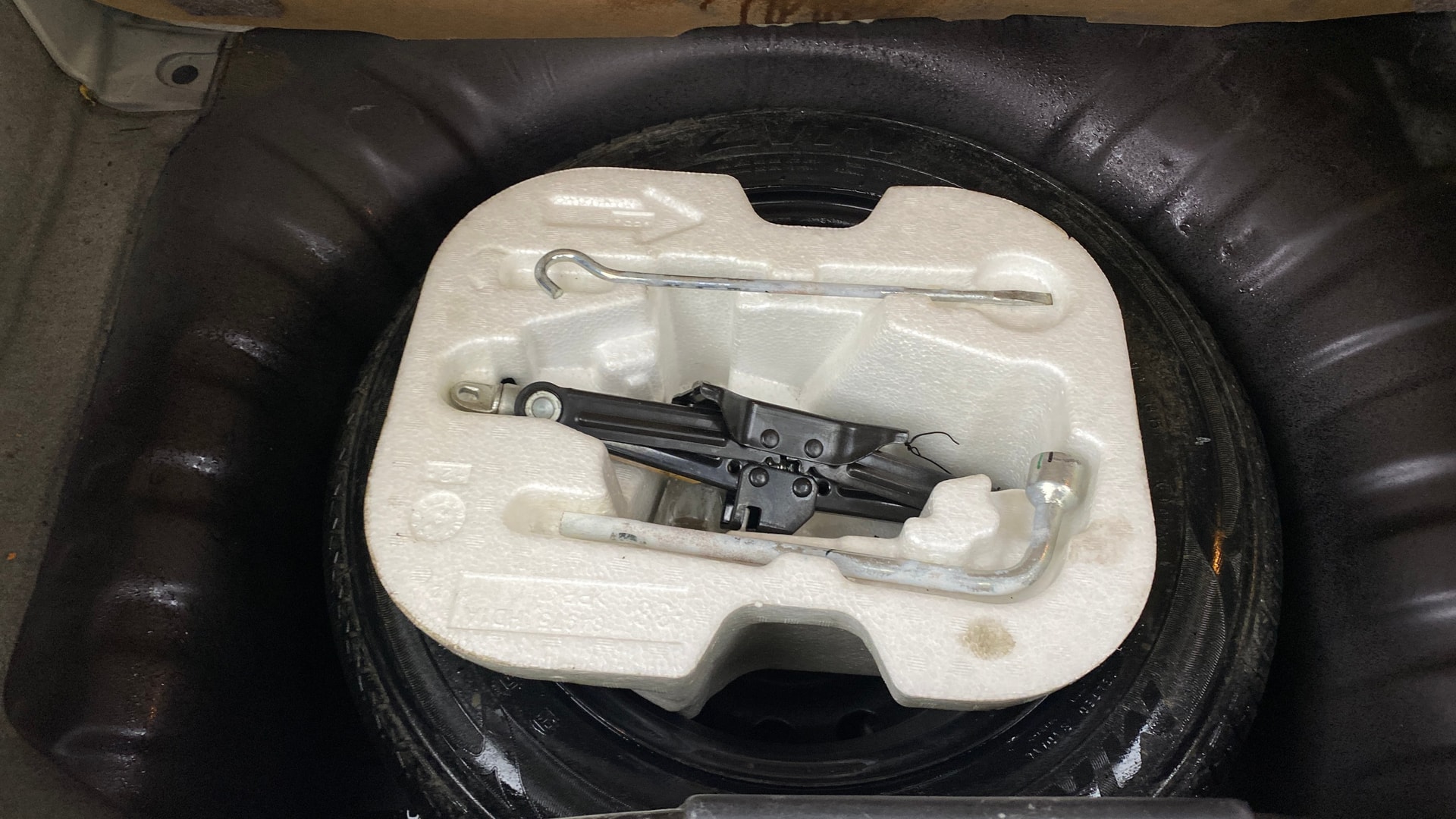 View 2015 Nissan Micra XV (CVT) Image 24 Used 2015 Nissan Micra XV (CVT) Image 24