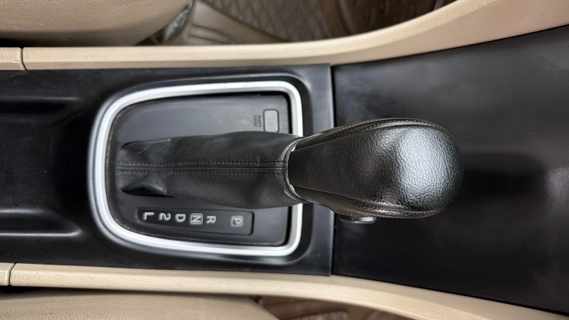 View 2021 Maruti Suzuki 1000 Base Variant Image 41 Used 2021 Maruti Suzuki 1000 Base Variant Image 41