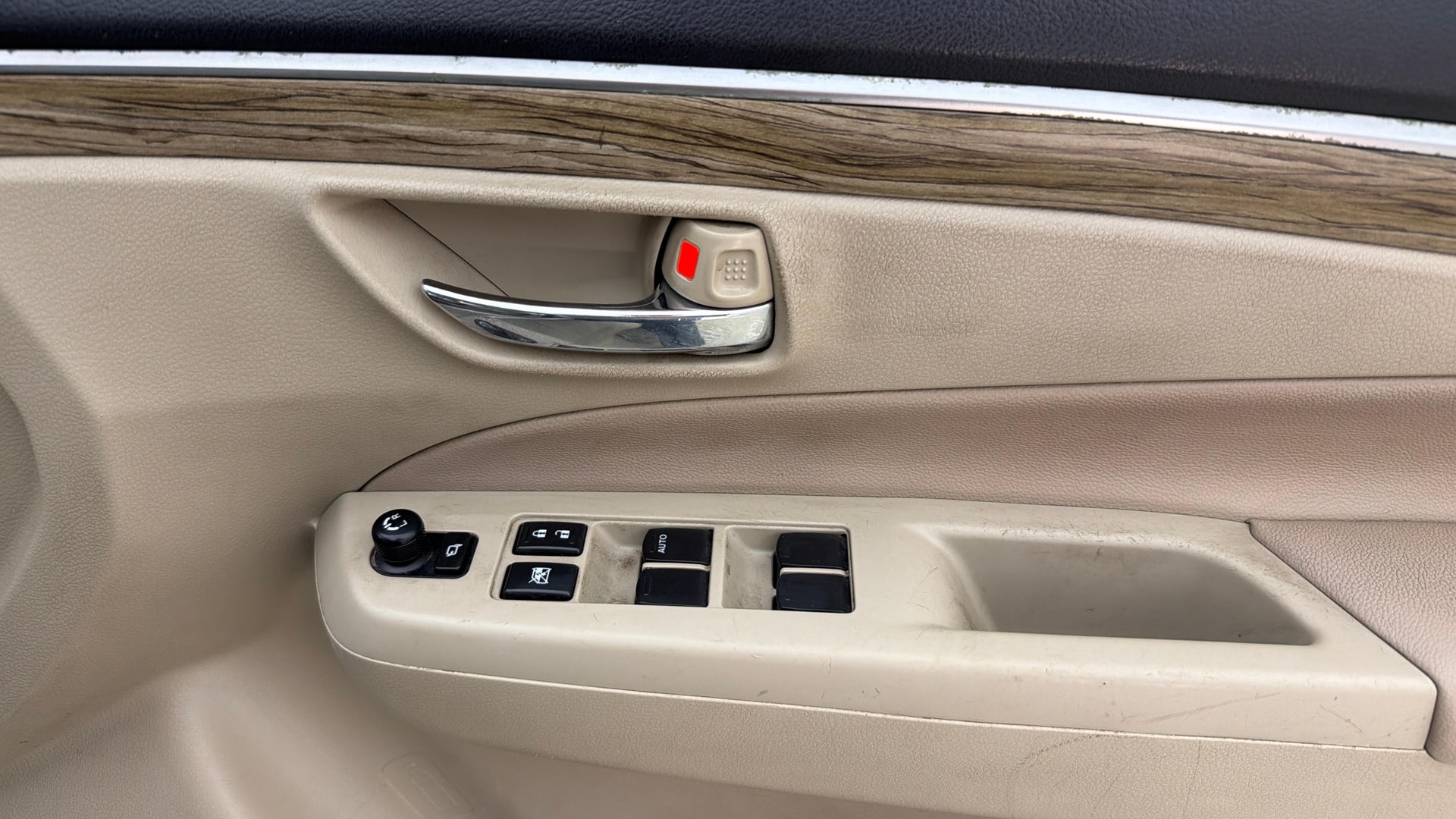 View 2021 Maruti Suzuki 1000 Base Variant Image 38 Used 2021 Maruti Suzuki 1000 Base Variant Image 38