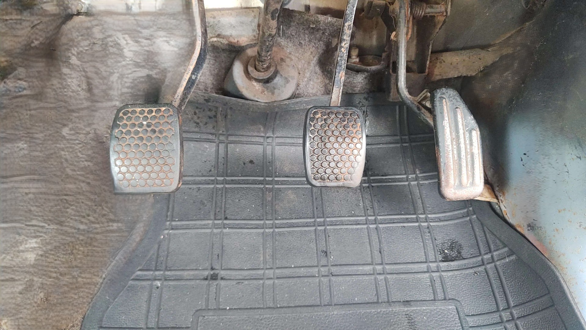 View 2011 Maruti Suzuki 1000 Base Variant Image 7 Used 2011 Maruti Suzuki 1000 Base Variant Image 7