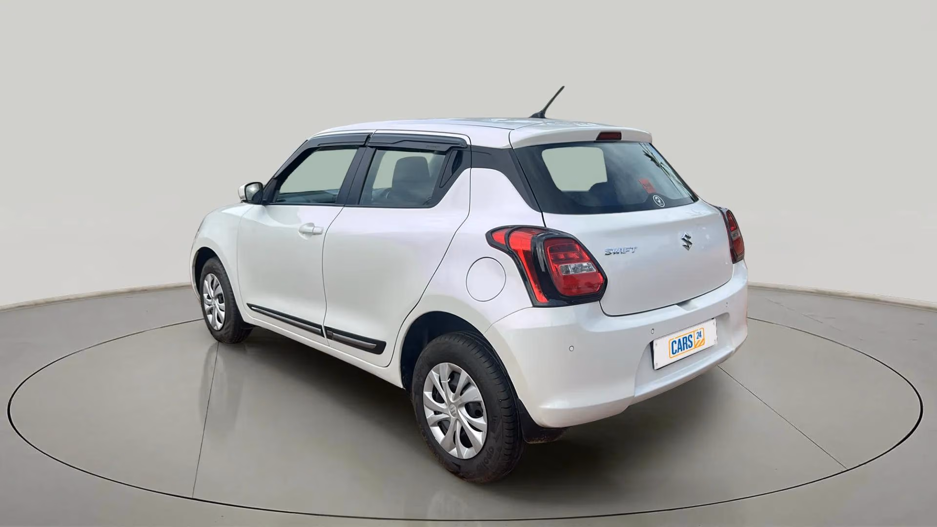 View 2022 Maruti Suzuki 1000 Base Variant Image 2 Used 2022 Maruti Suzuki 1000 Base Variant Image 2